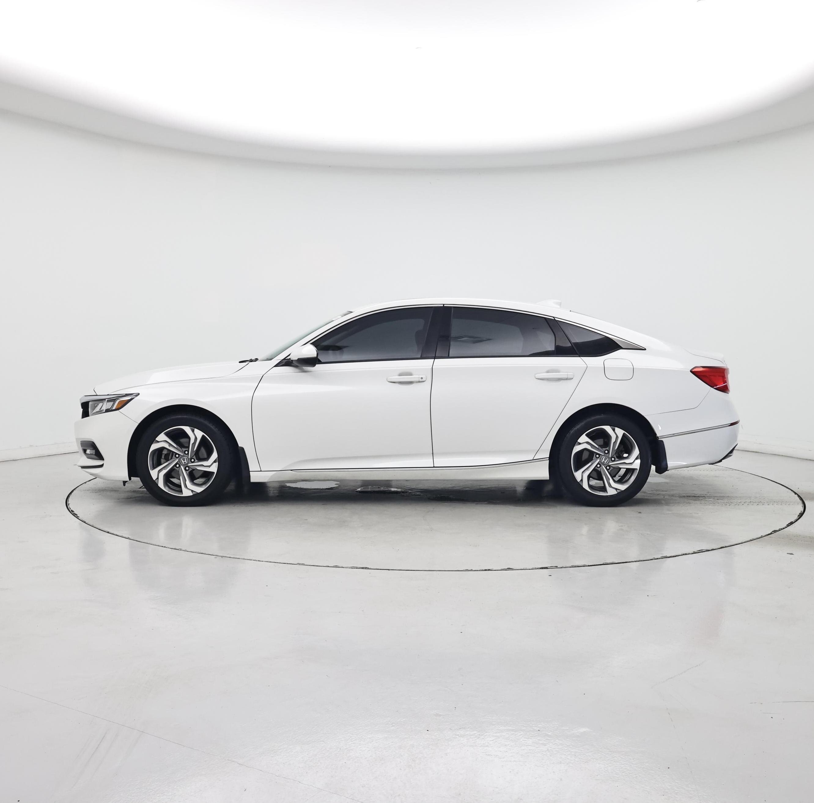 Thumbnail: 2019 Honda Accord - 3