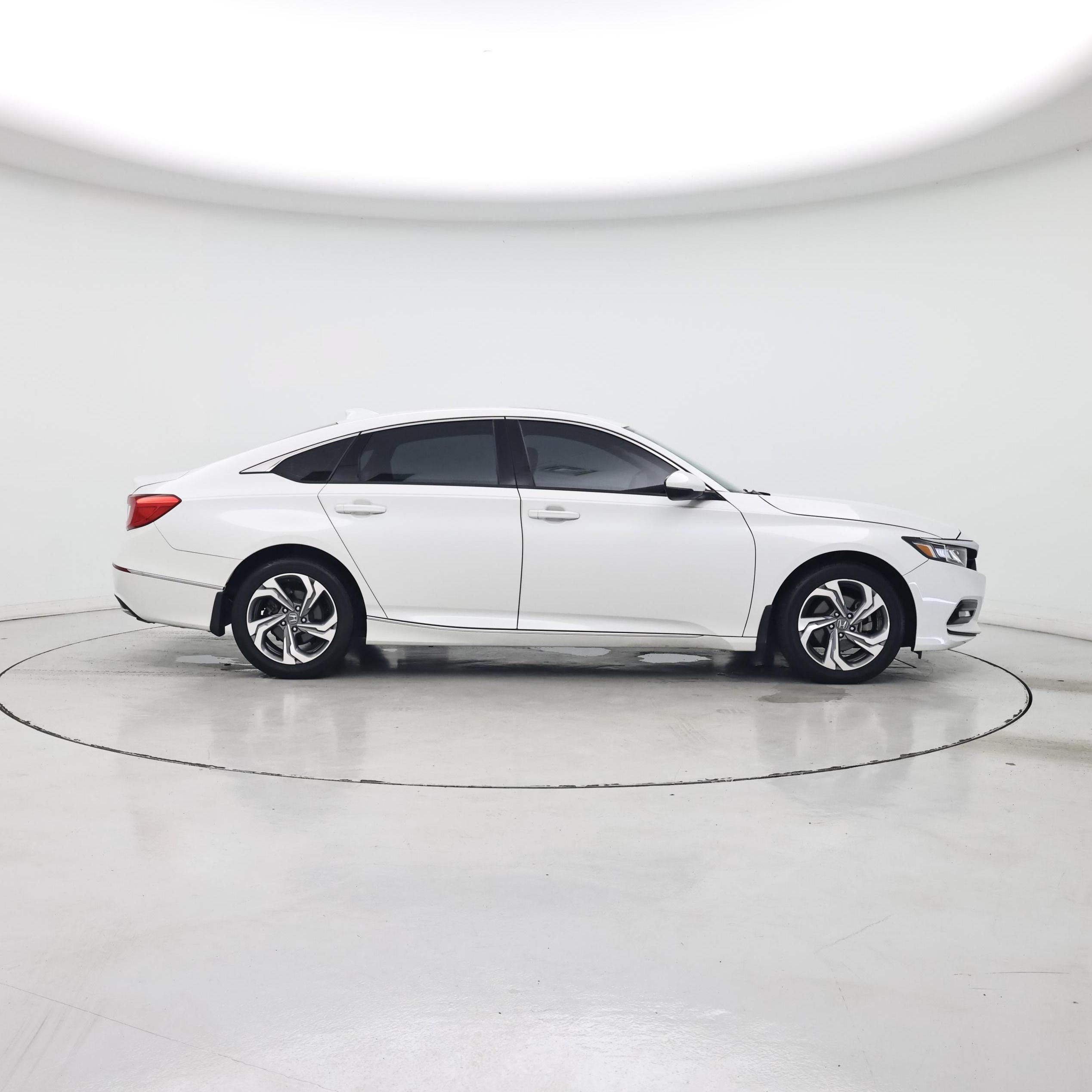 Thumbnail: 2019 Honda Accord - 7