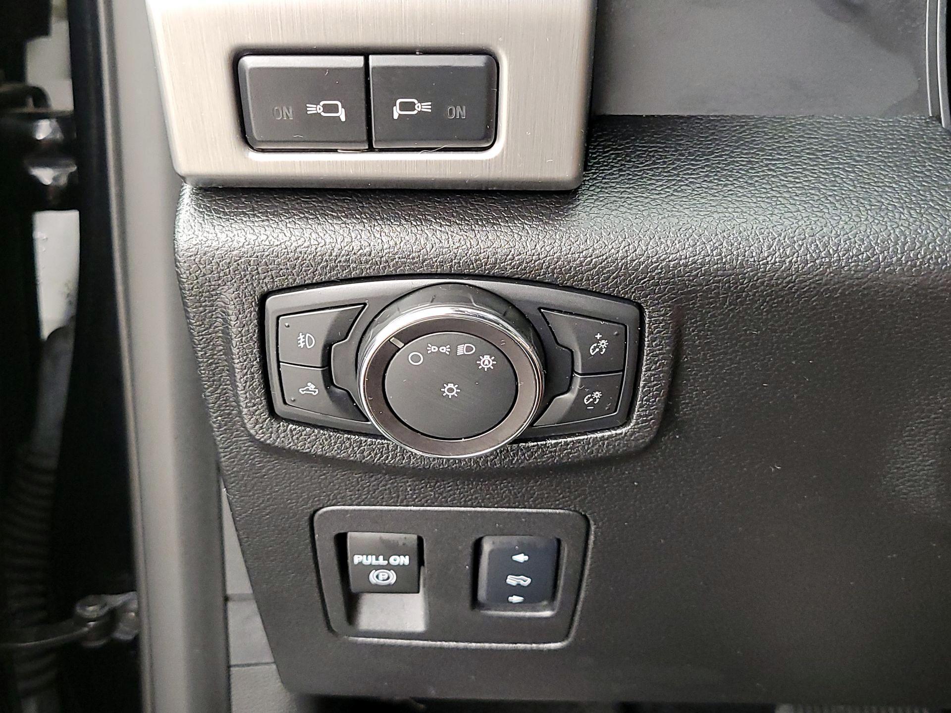 Thumbnail: 2018 Ford F-150 - 13