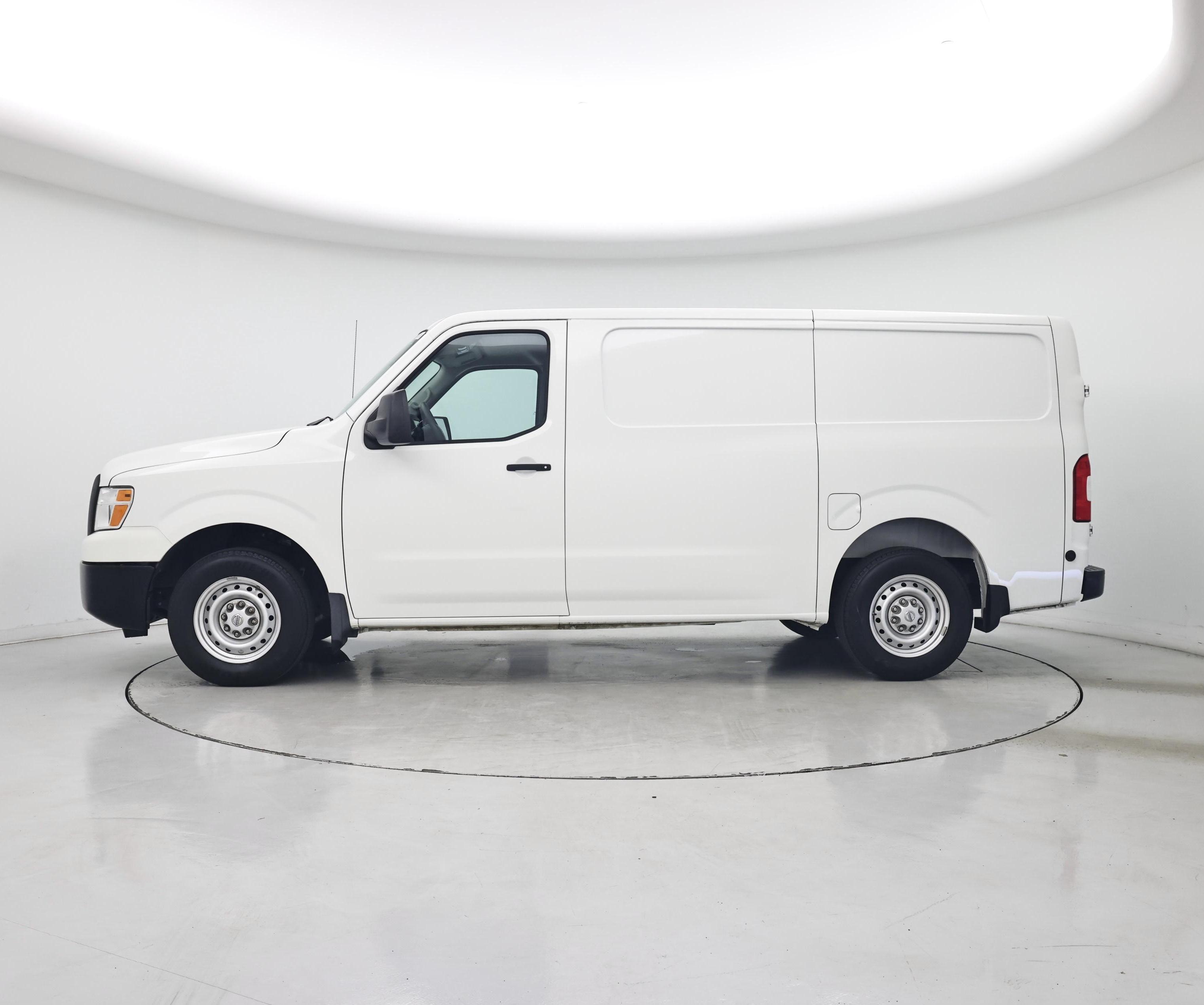 Thumbnail: 2020 Nissan NV - 3