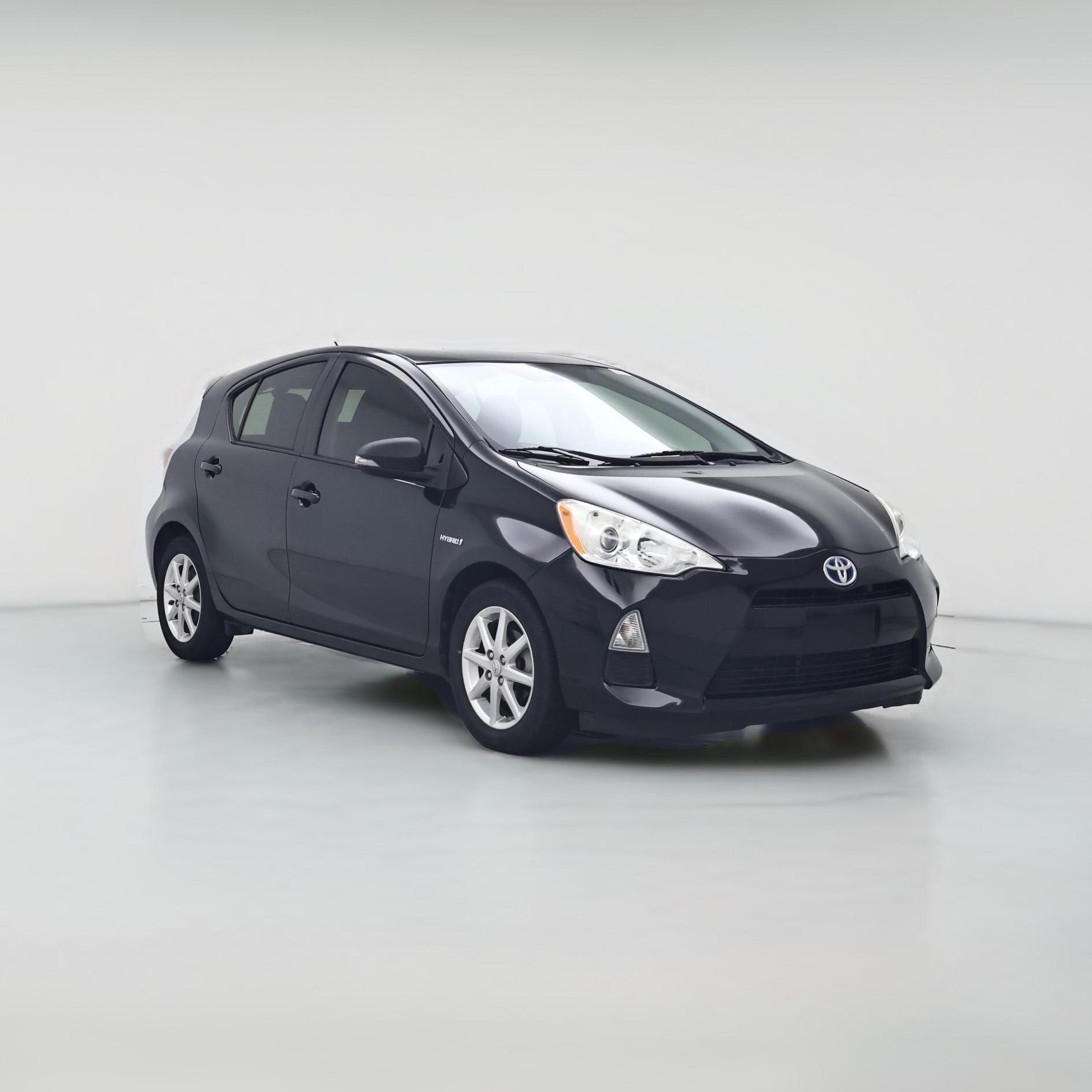 Thumbnail: 2013 Toyota Prius c - 1