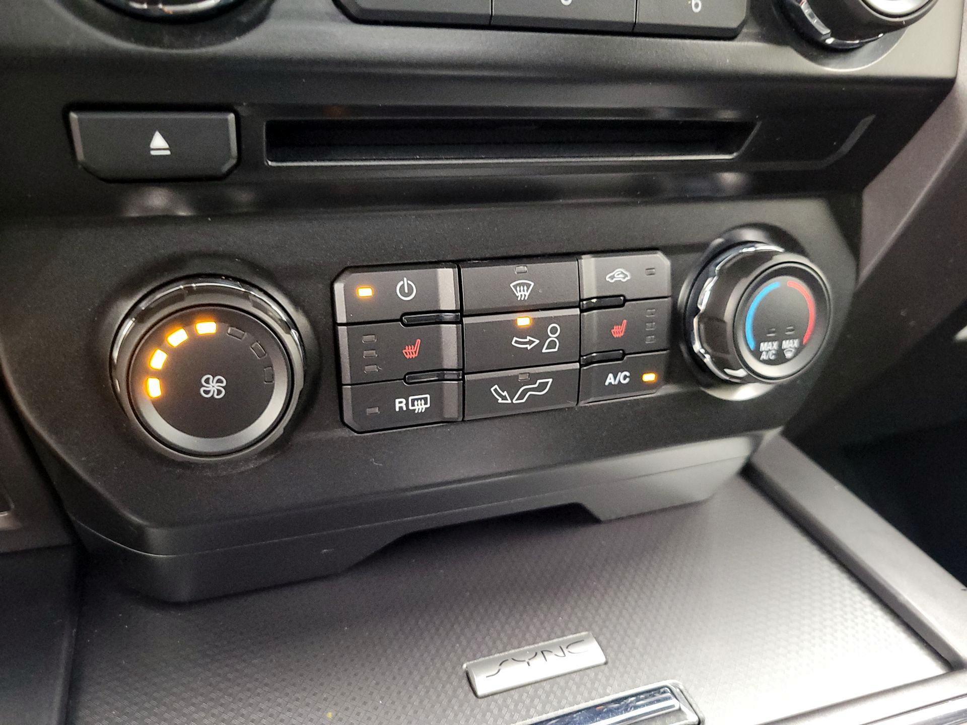 Thumbnail: 2016 Ford F-150 - 16