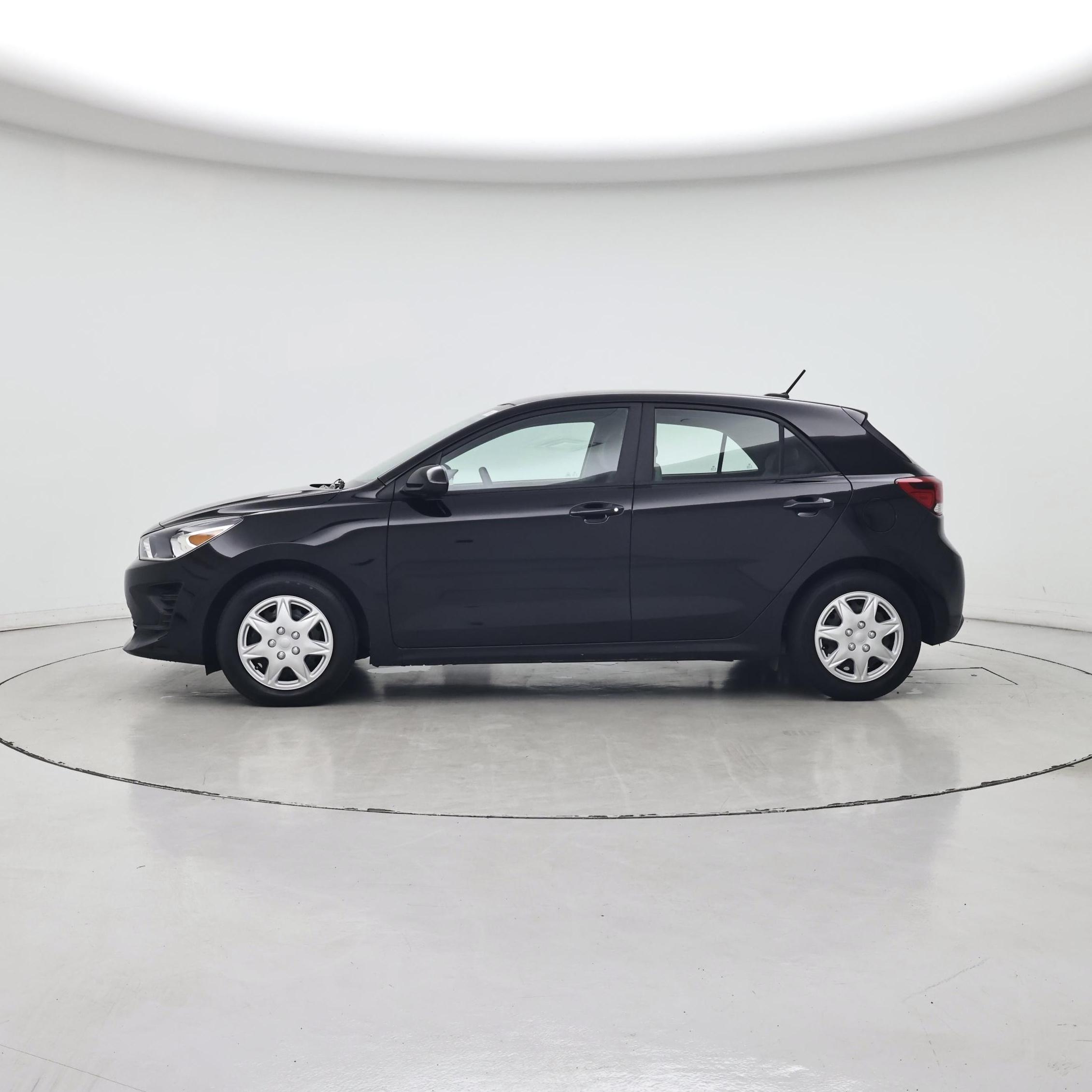 Thumbnail: 2021 Kia Rio5 - 3