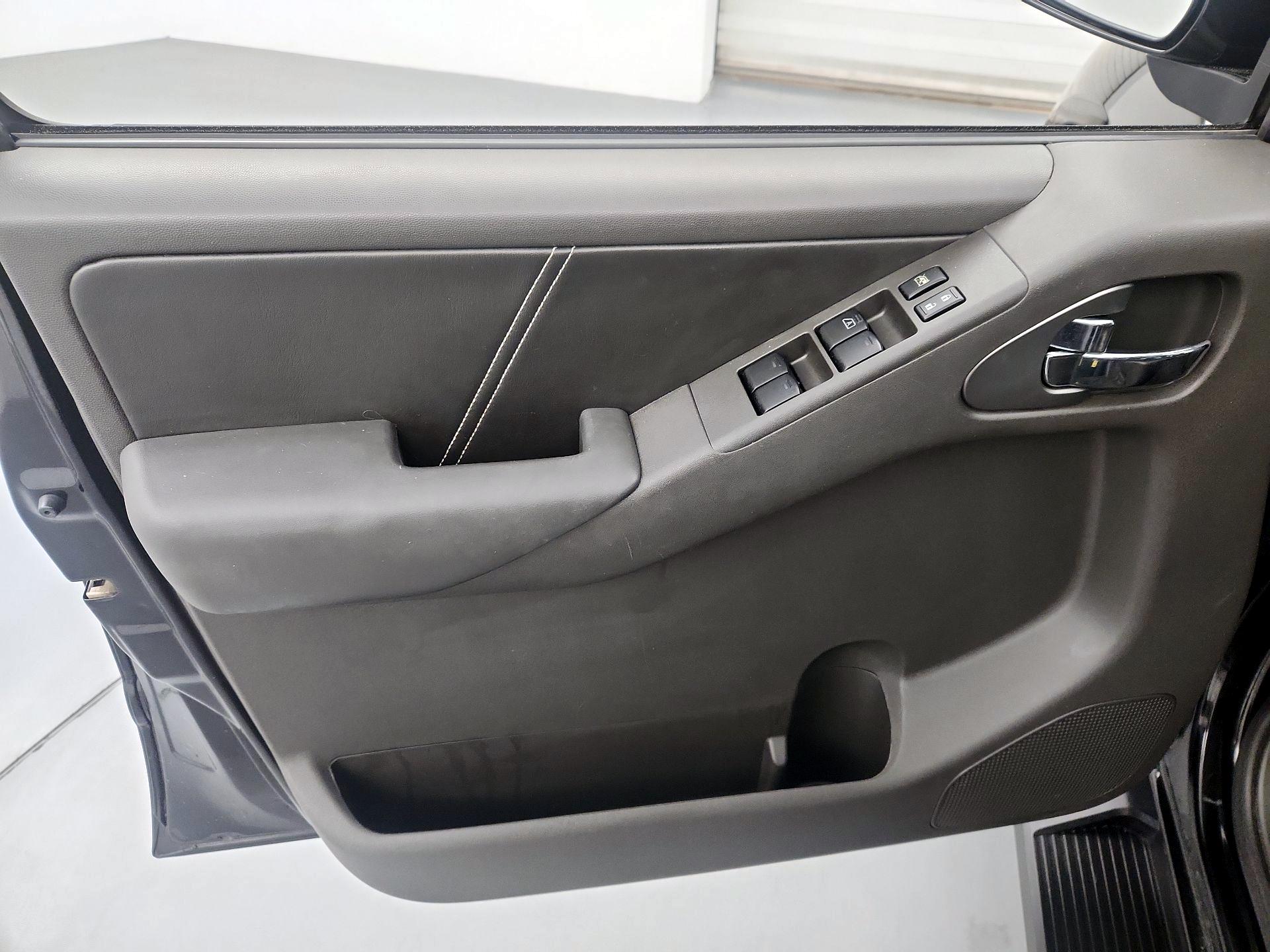 Thumbnail: 2013 Nissan Frontier - 12