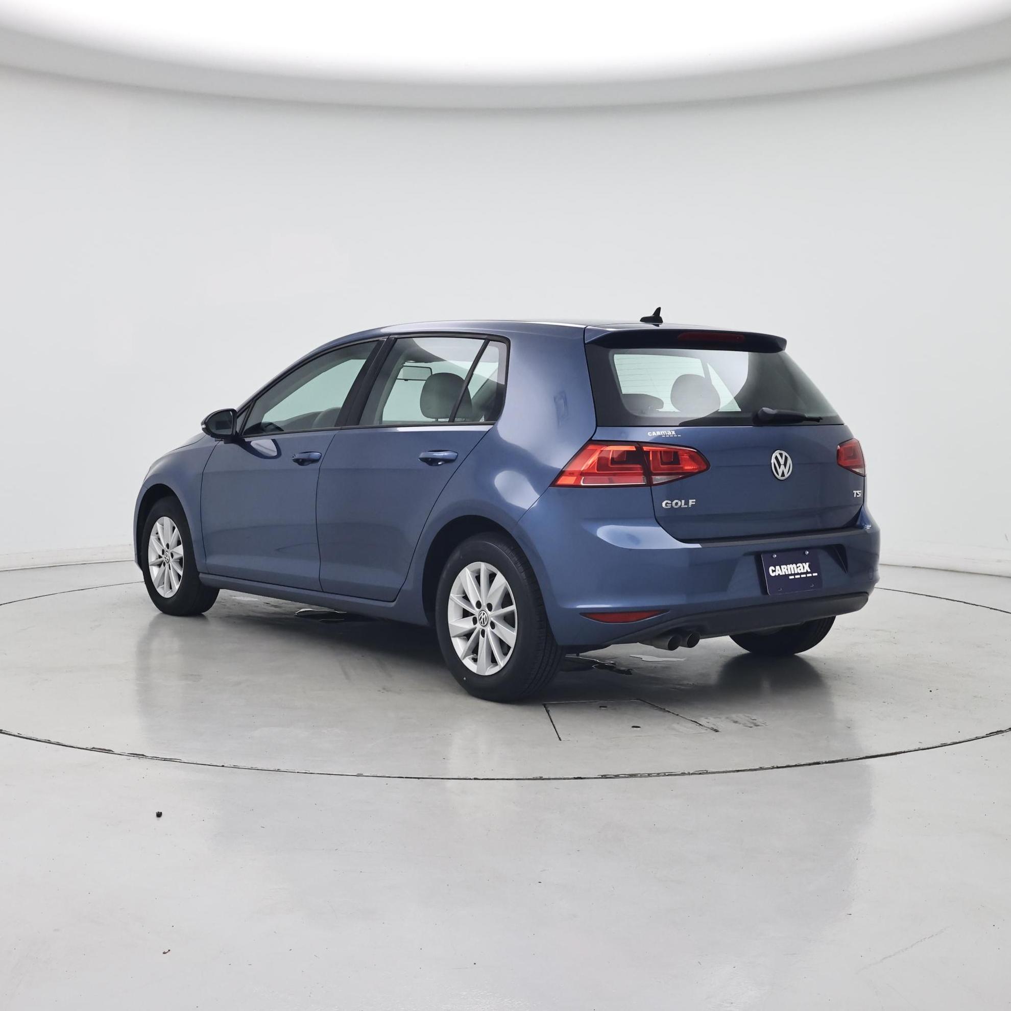 Thumbnail: 2017 Volkswagen Golf - 2