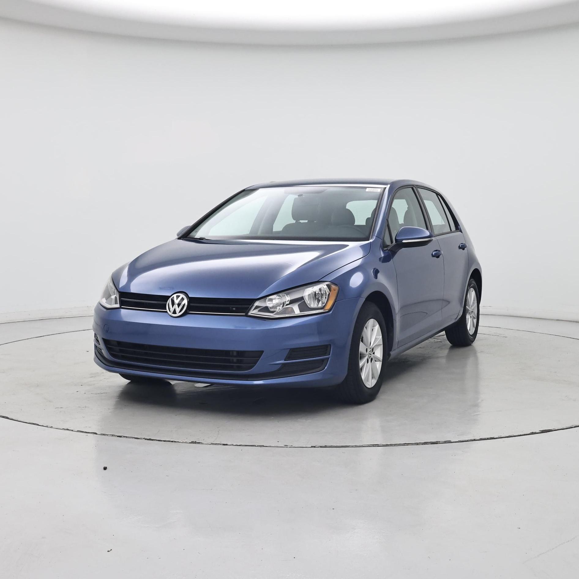 Thumbnail: 2017 Volkswagen Golf - 4