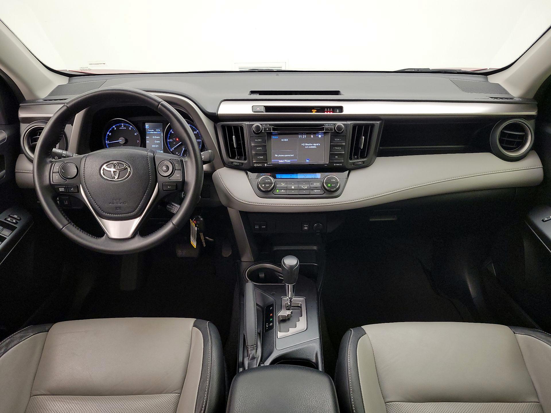 Thumbnail: 2017 Toyota RAV4 - 9
