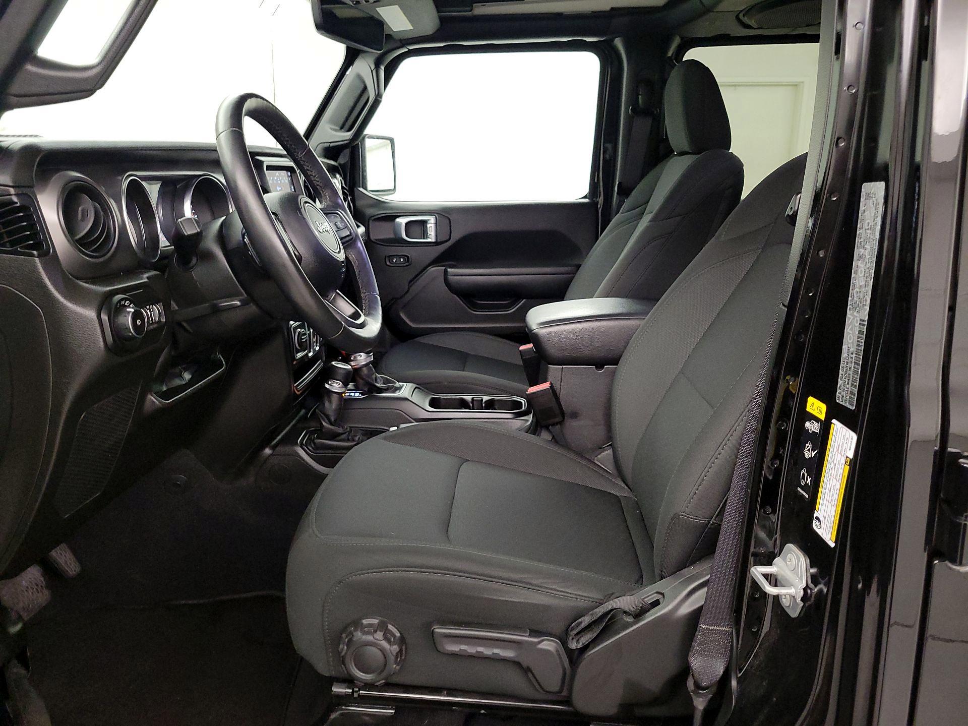 Thumbnail: 2022 Jeep Wrangler - 11