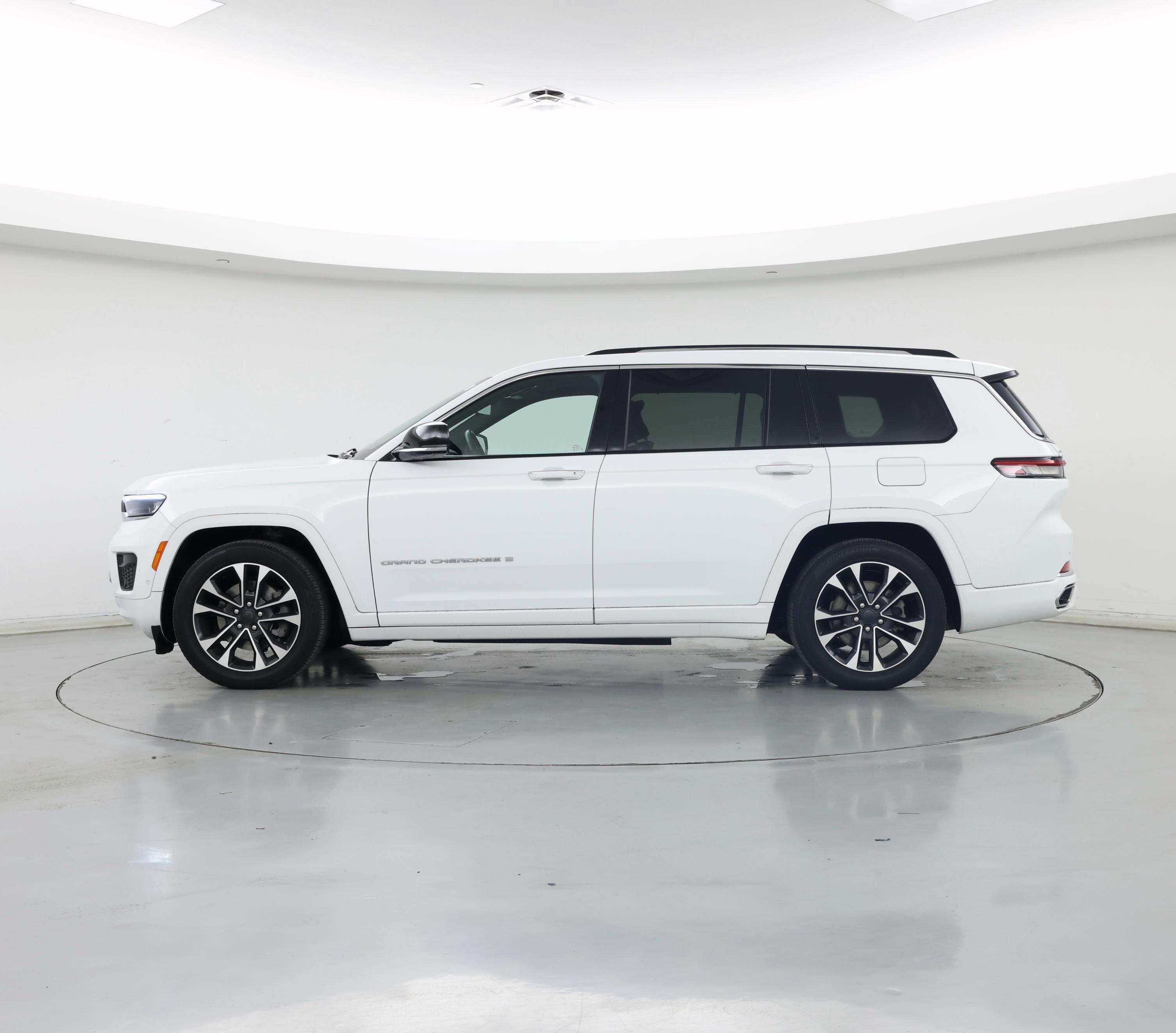 Thumbnail: 2021 Jeep Grand Cherokee L - 3
