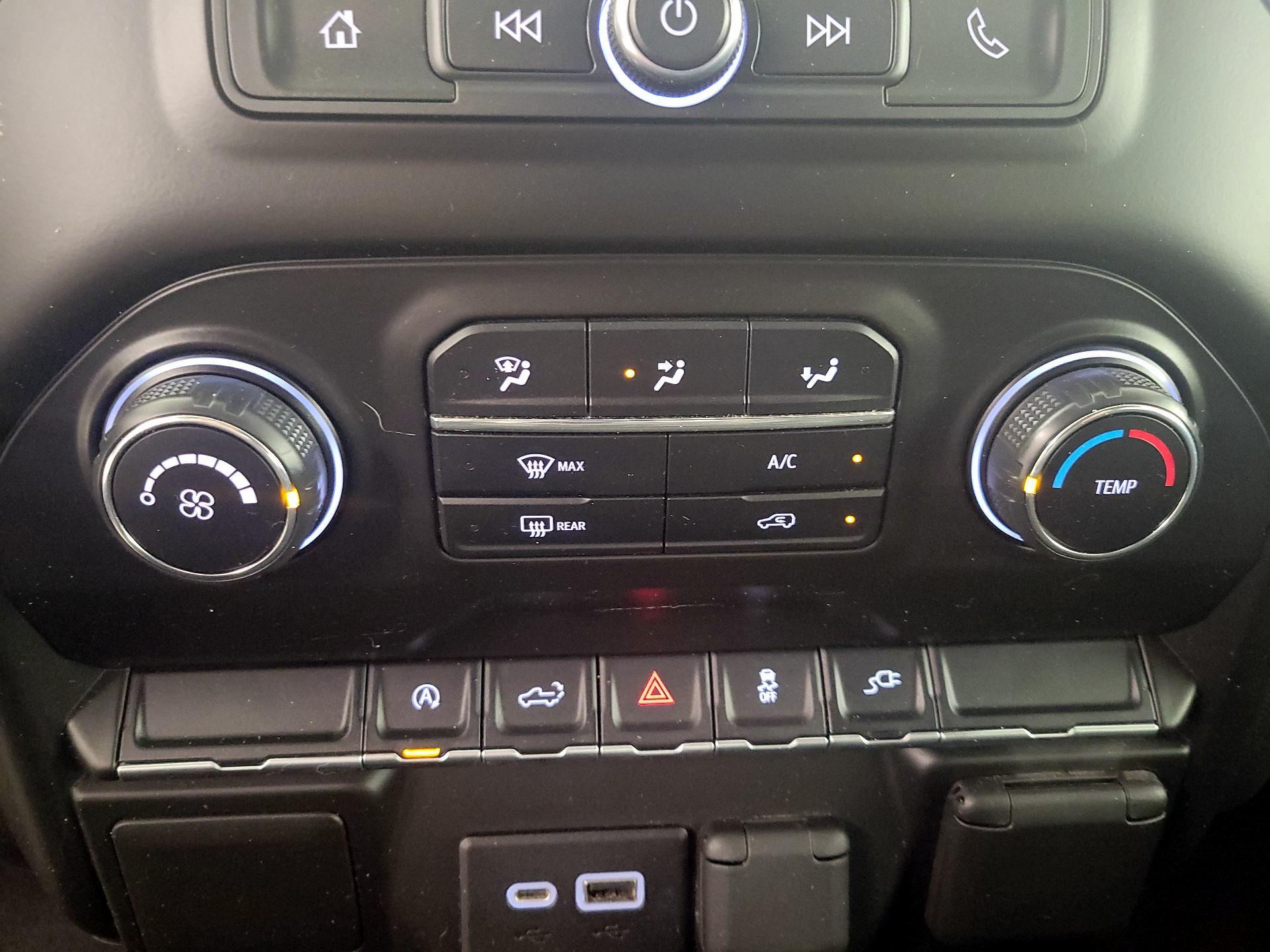 Thumbnail: 2021 Chevrolet Silverado 1500 - 17