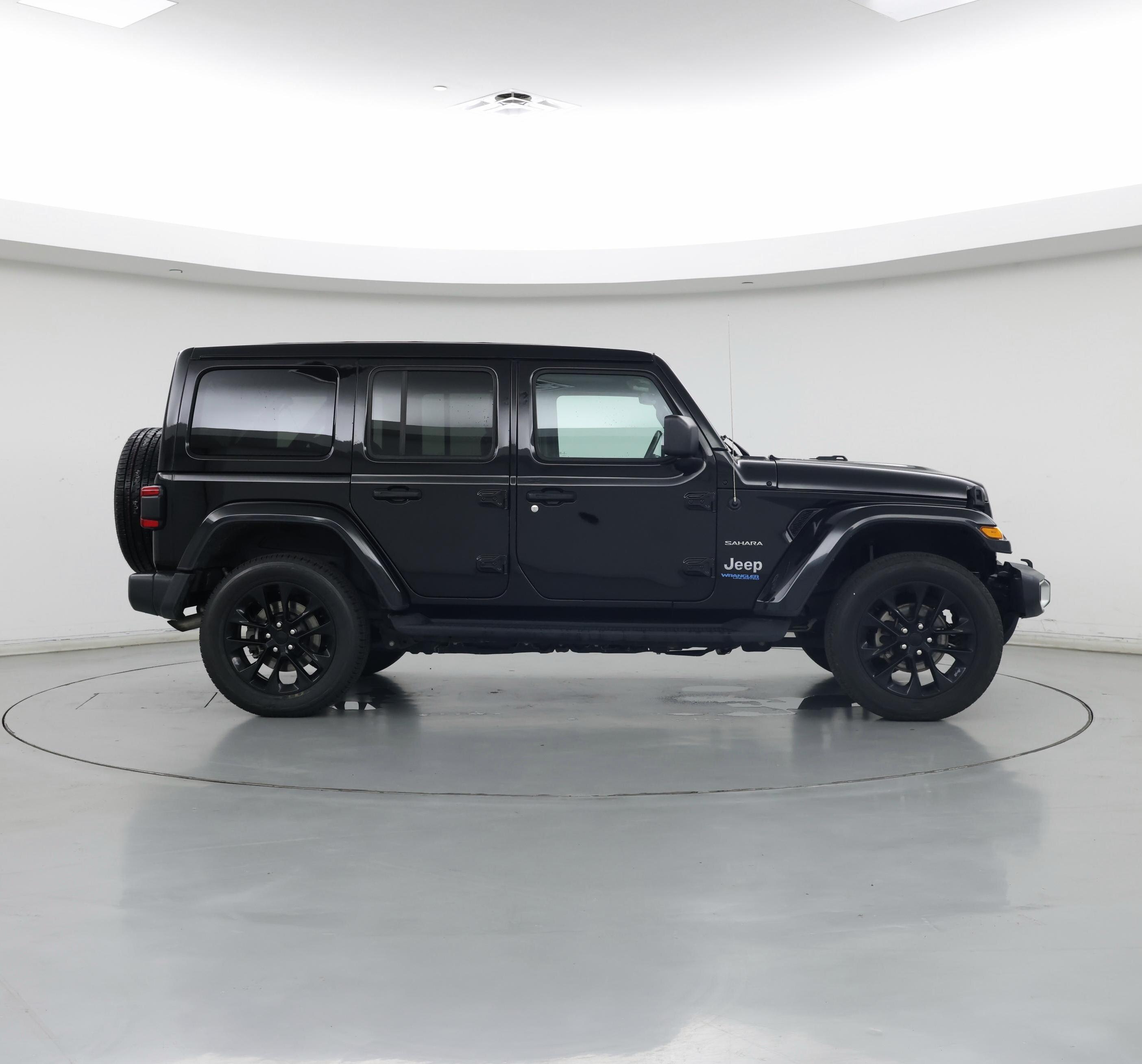 Thumbnail: 2021 Jeep Wrangler - 7