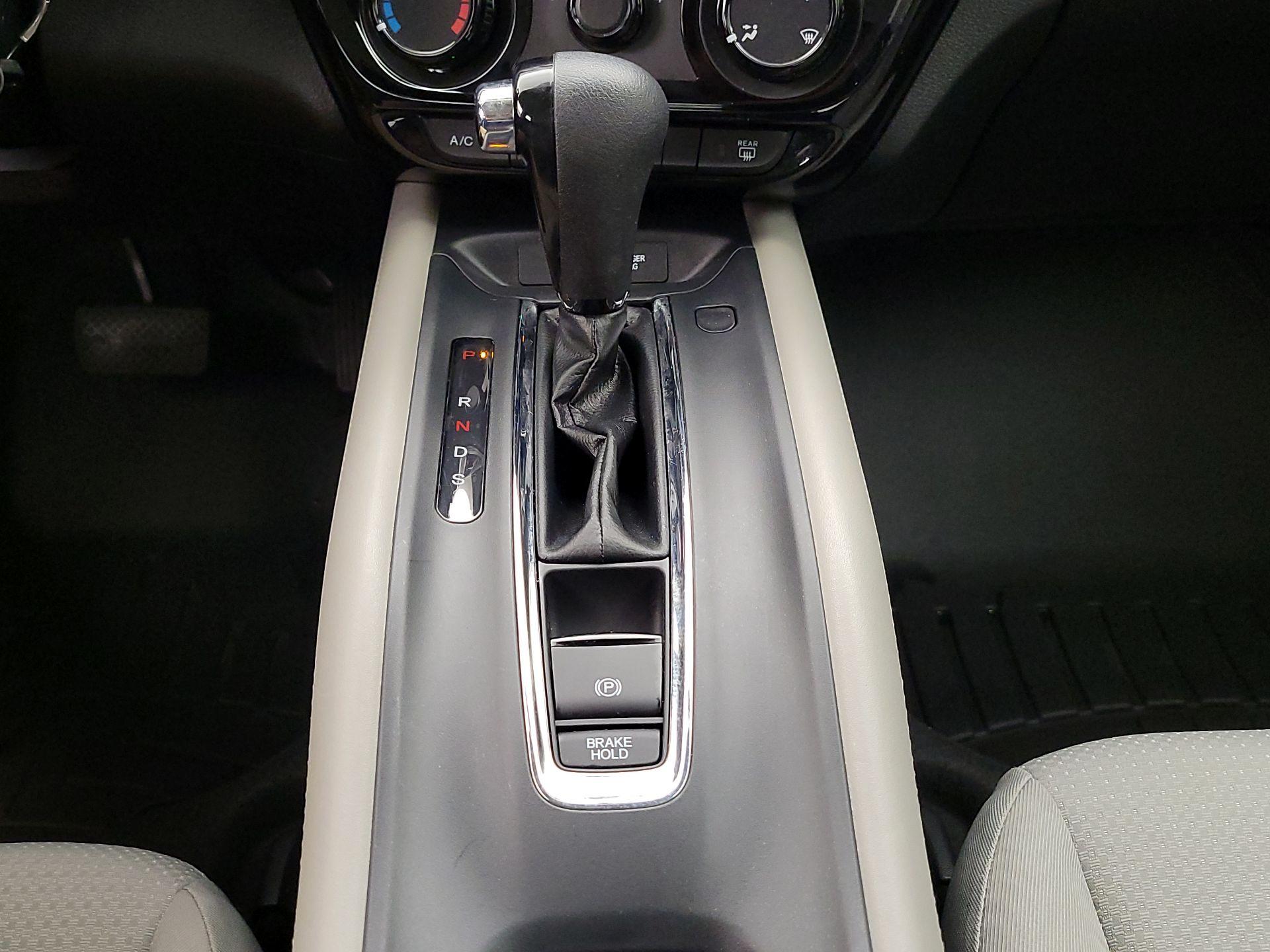 Thumbnail: 2020 Honda HR-V - 17
