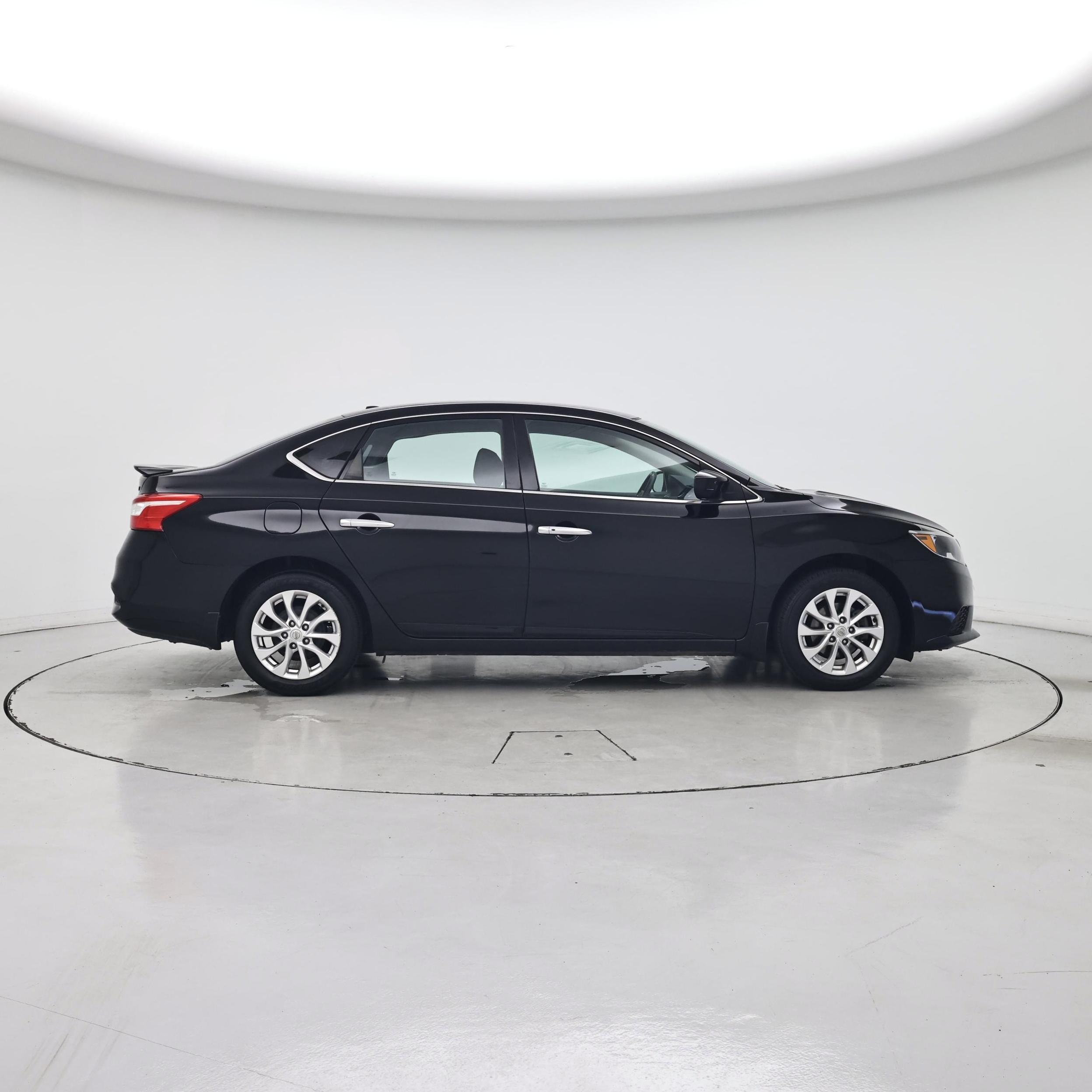 Thumbnail: 2018 Nissan Sentra - 7