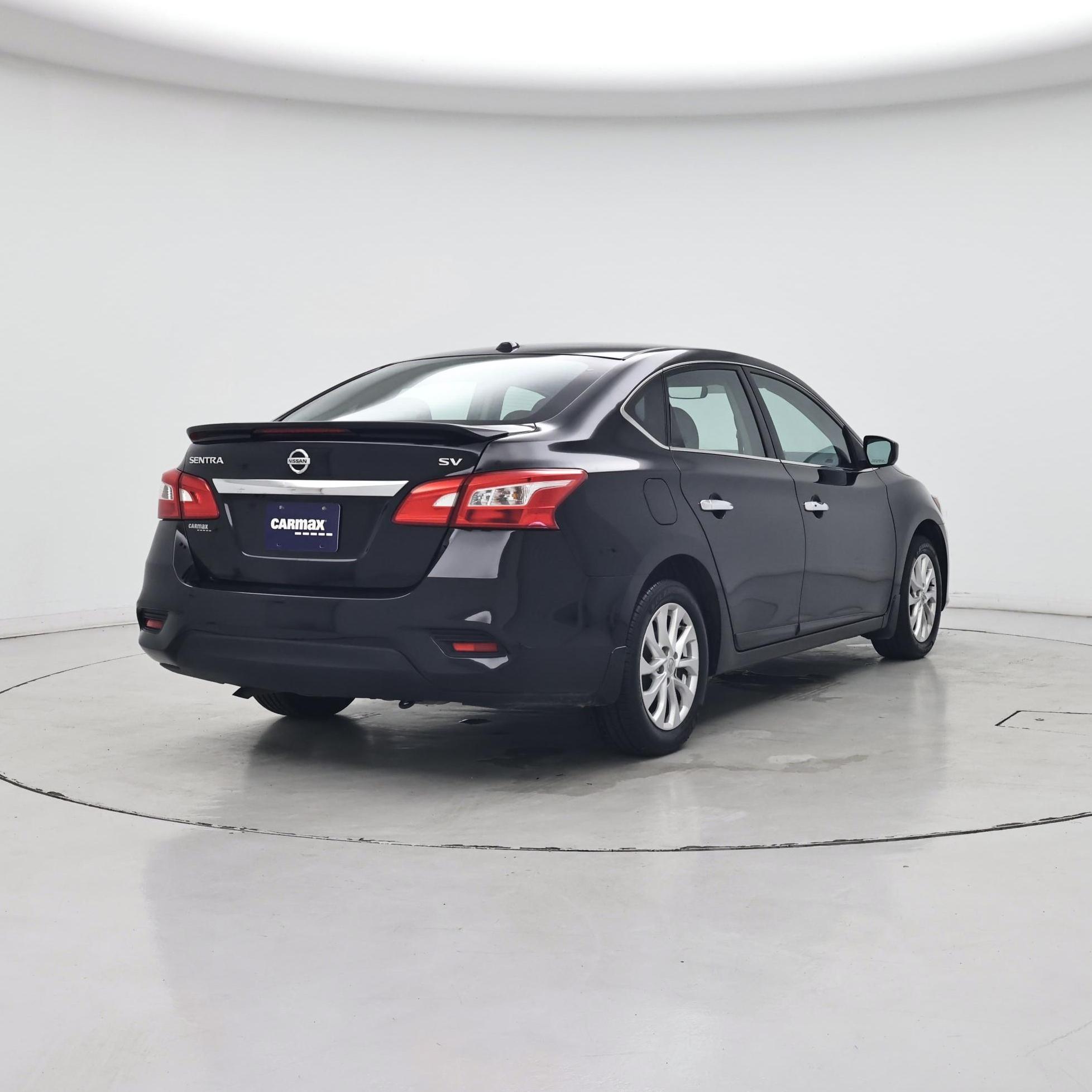 Thumbnail: 2018 Nissan Sentra - 8