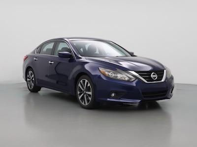 Blue 2016 Nissan Altima SR
