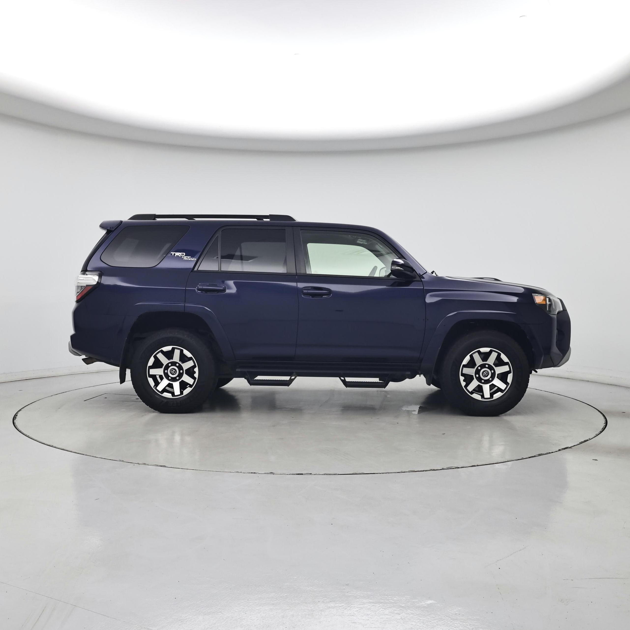 Thumbnail: 2019 Toyota 4Runner - 7