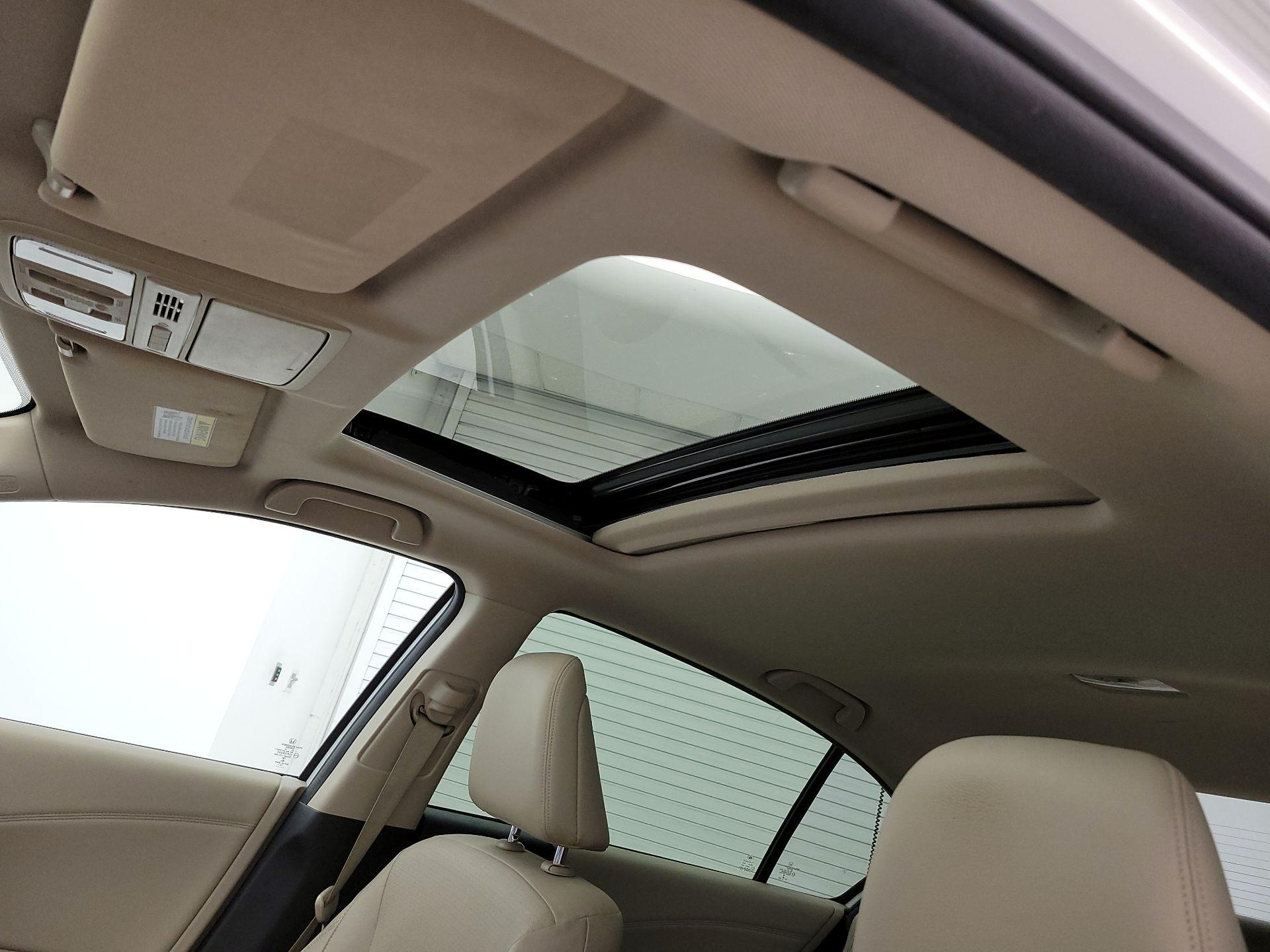 Thumbnail: 2015 Honda Accord - 19