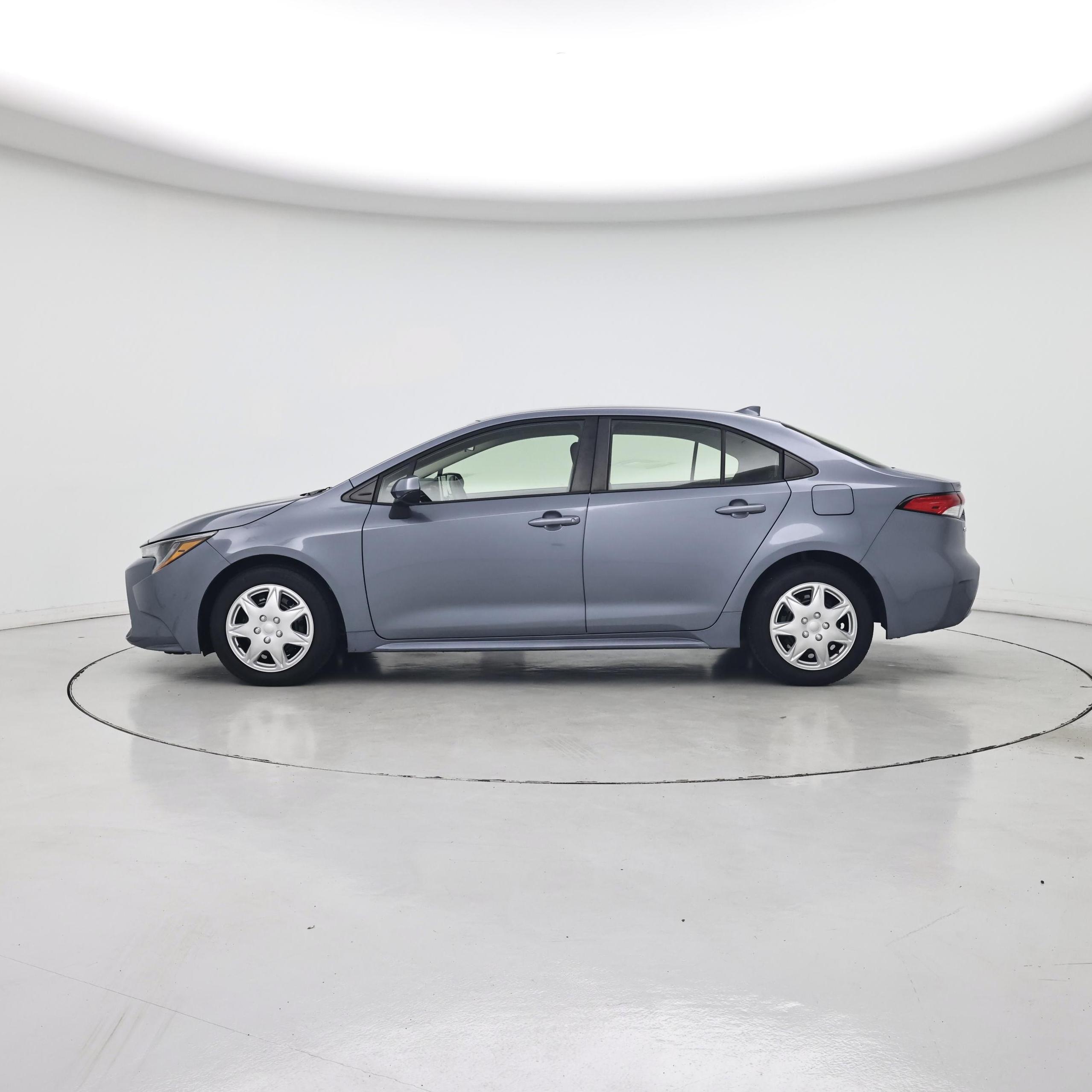 Thumbnail: 2021 Toyota Corolla - 3