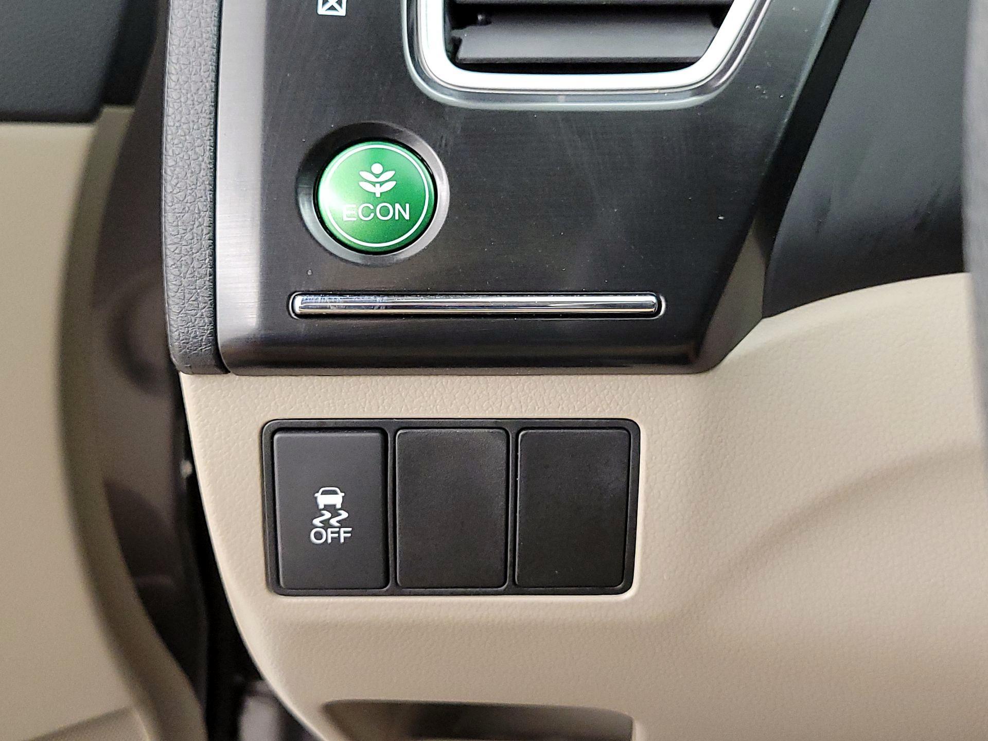 Thumbnail: 2014 Honda Civic - 13