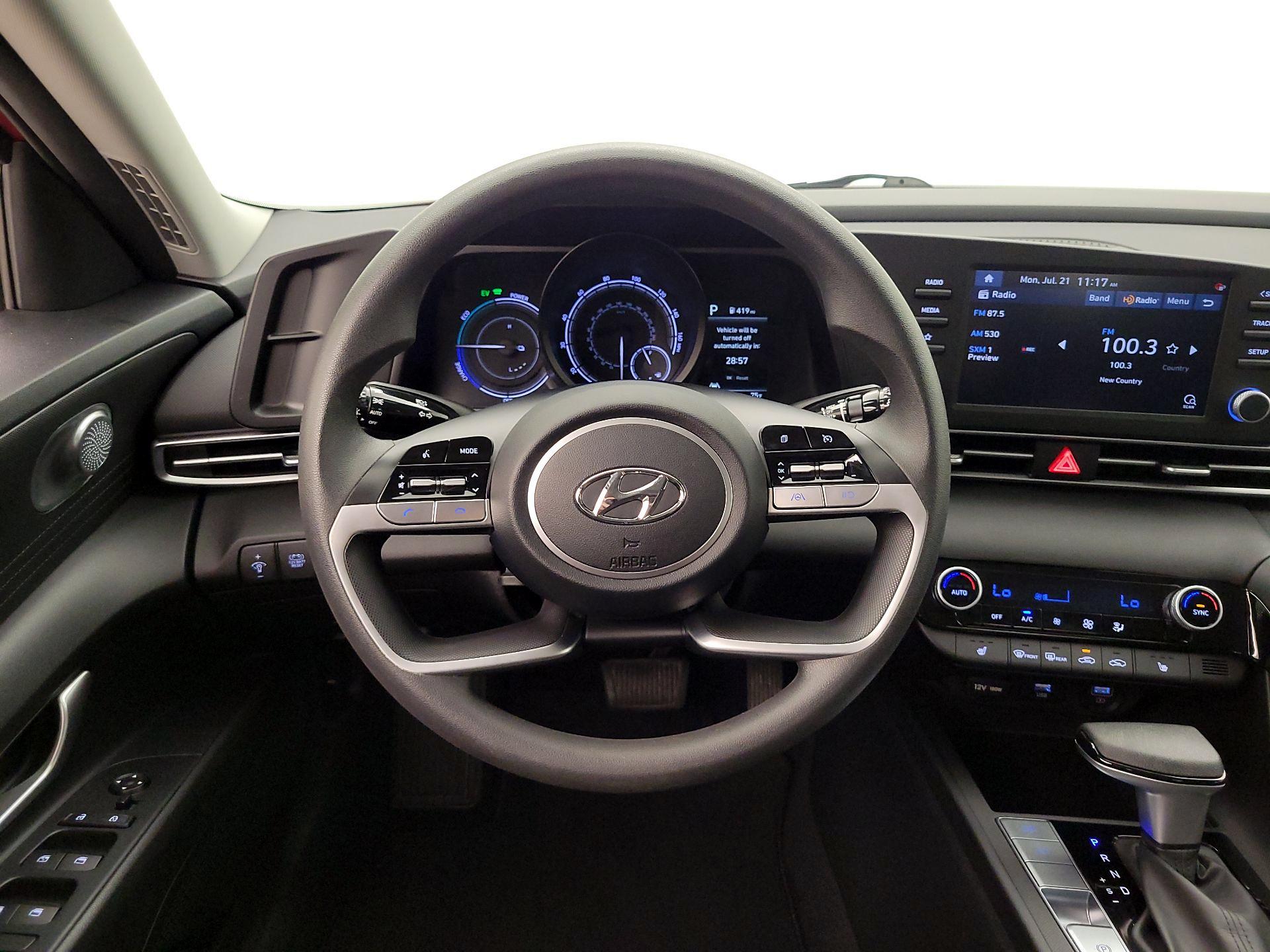 Thumbnail: 2023 Hyundai Elantra - 10