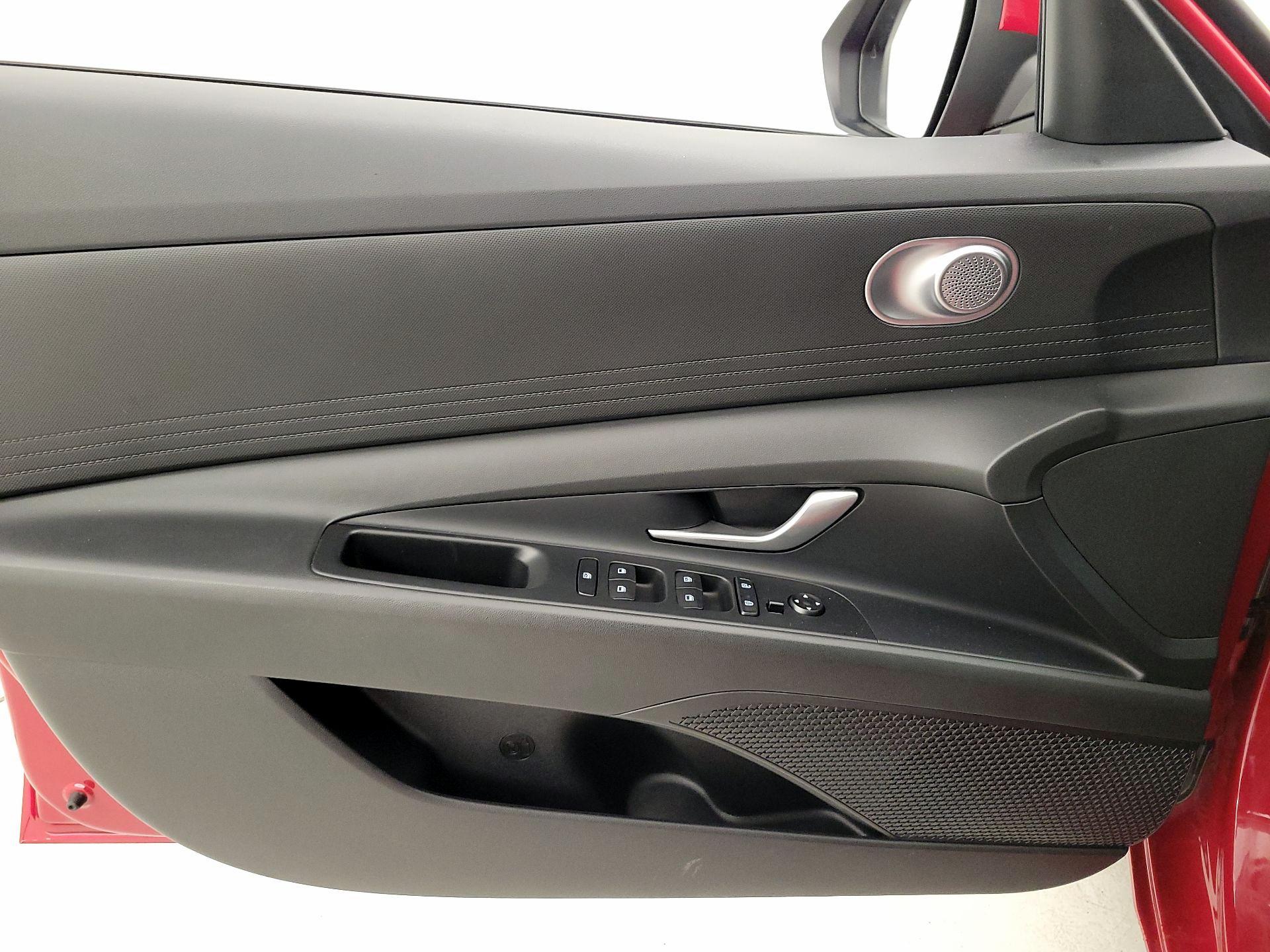 Thumbnail: 2023 Hyundai Elantra - 12