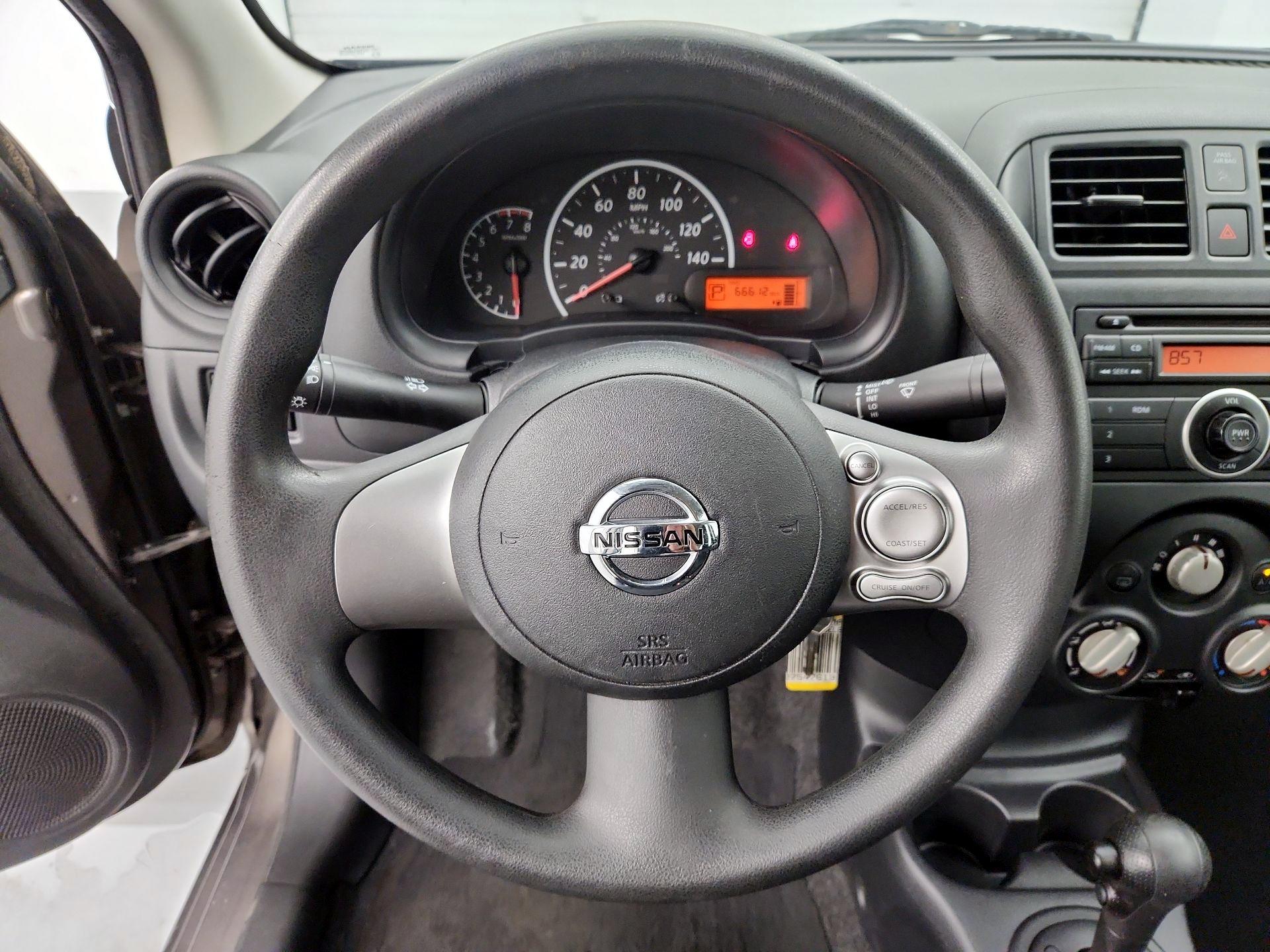Thumbnail: 2014 Nissan Versa - 10