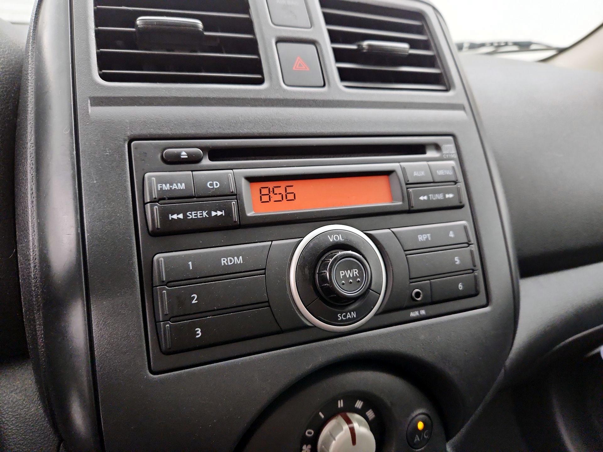 Thumbnail: 2014 Nissan Versa - 14