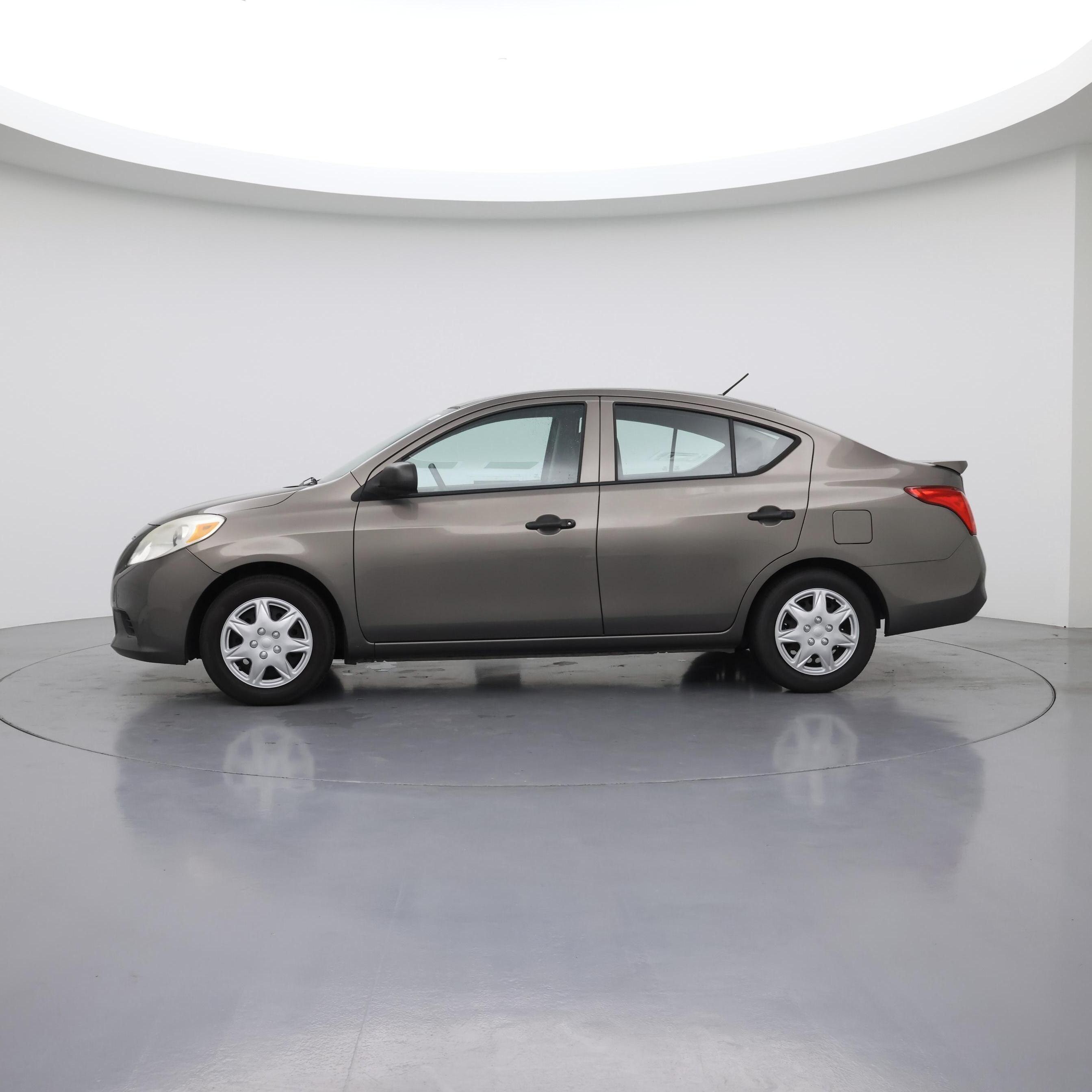 Thumbnail: 2014 Nissan Versa - 3