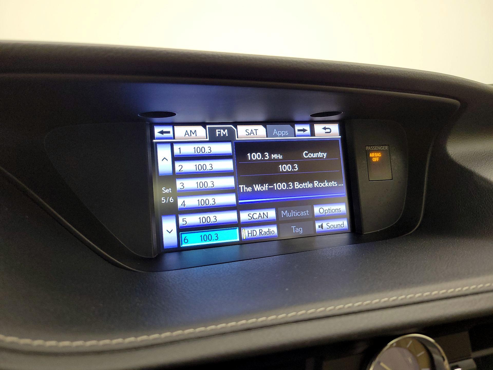 Thumbnail: 2014 Lexus ES - 16