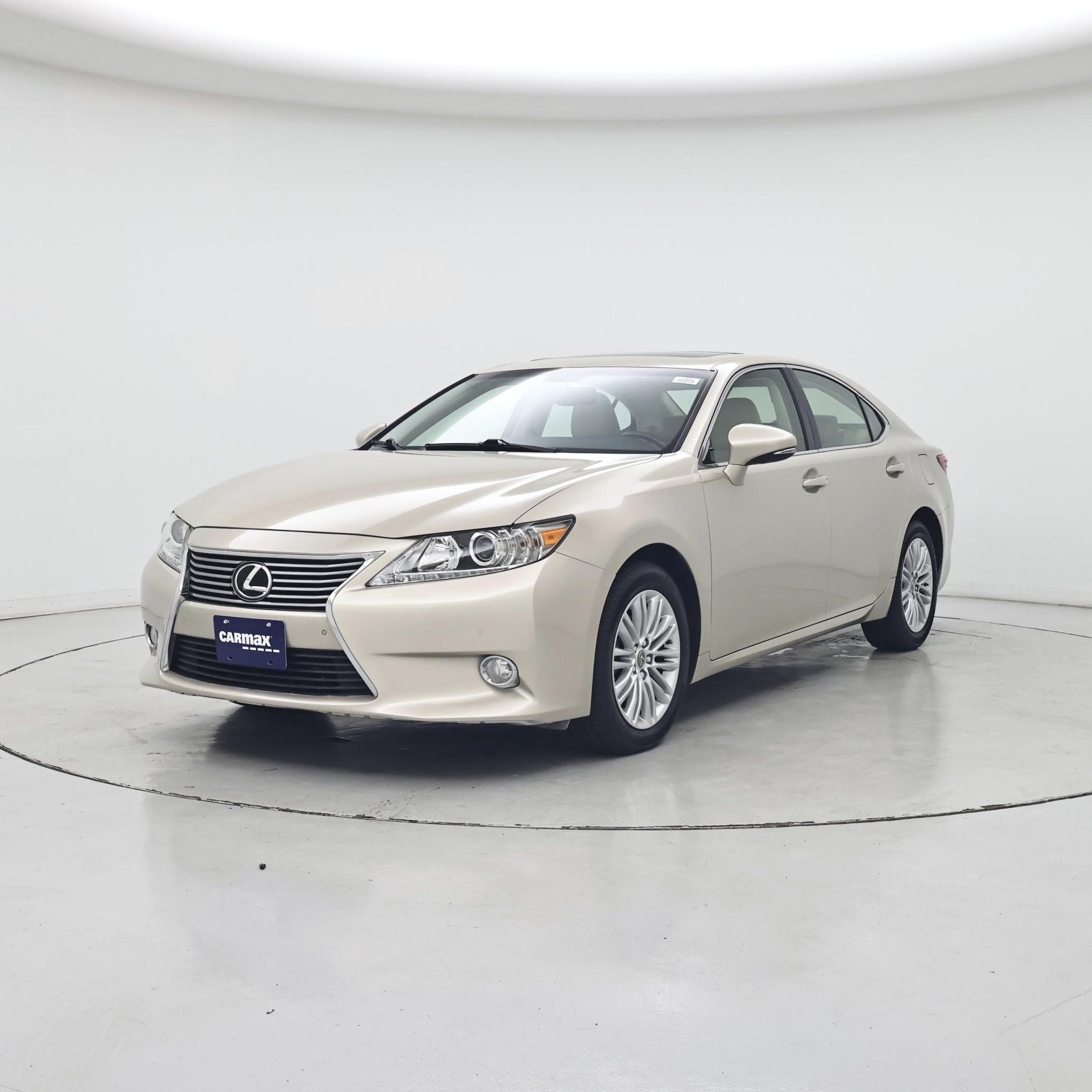 Thumbnail: 2014 Lexus ES - 4