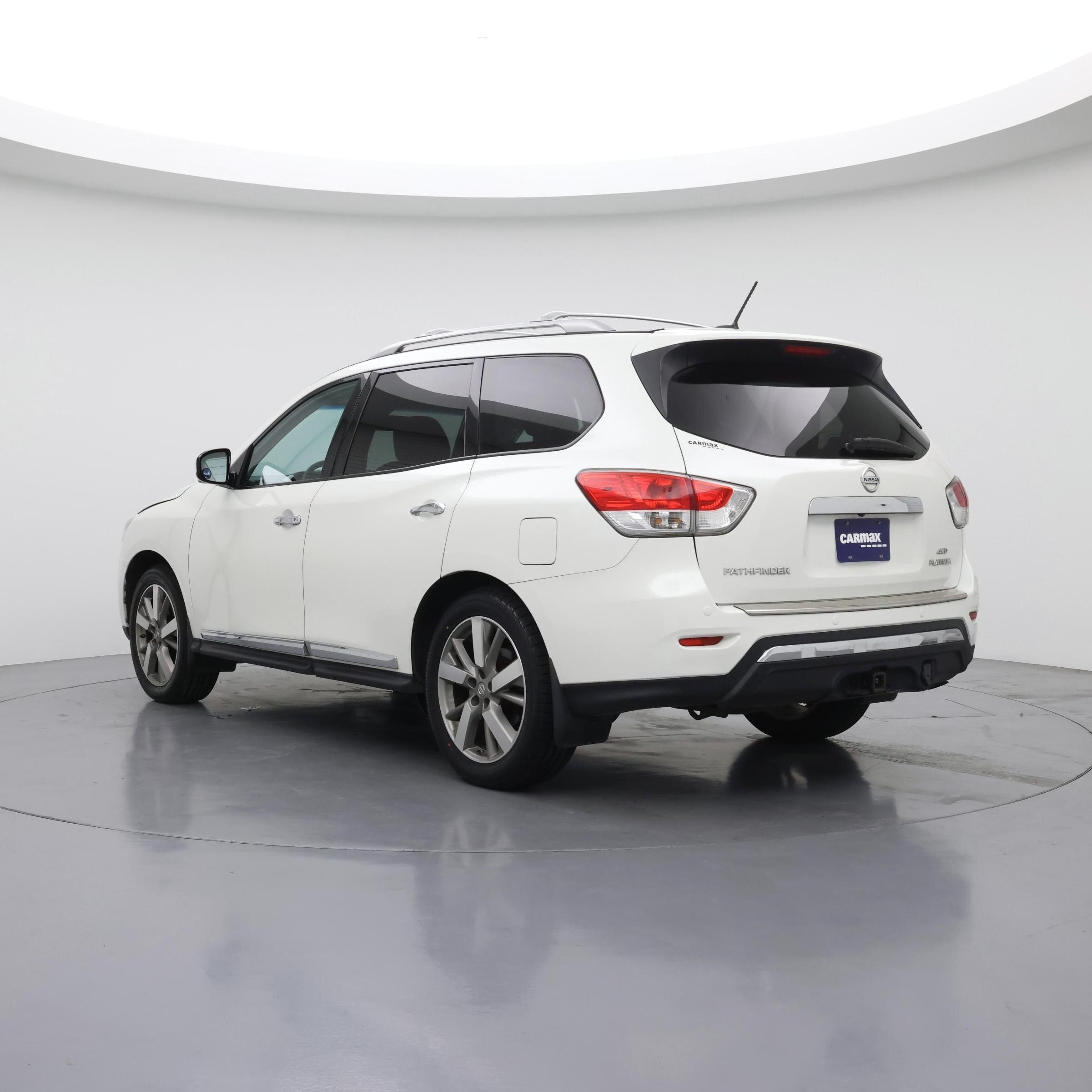 Thumbnail: 2016 Nissan Pathfinder - 2
