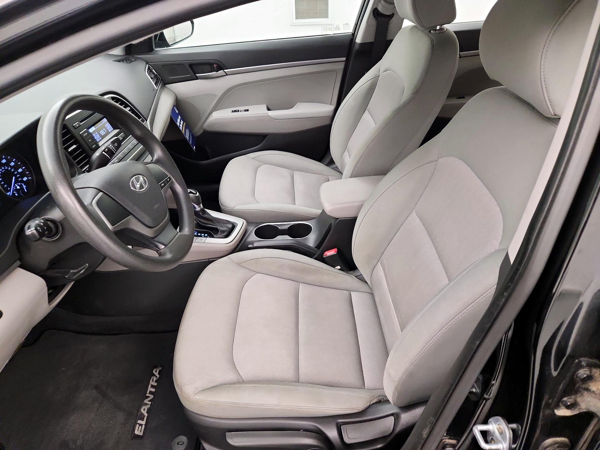 Thumbnail: 2017 Hyundai Elantra - 11