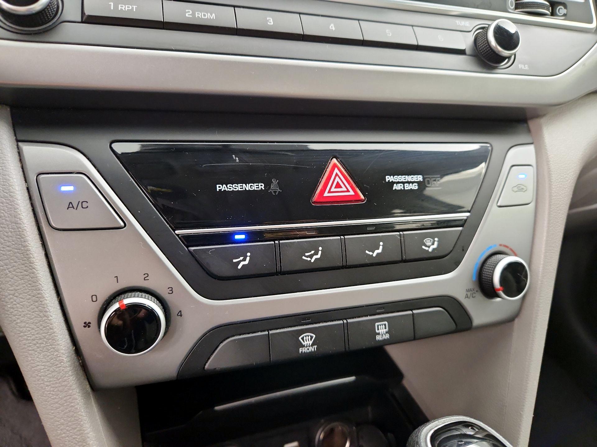 Thumbnail: 2017 Hyundai Elantra - 15