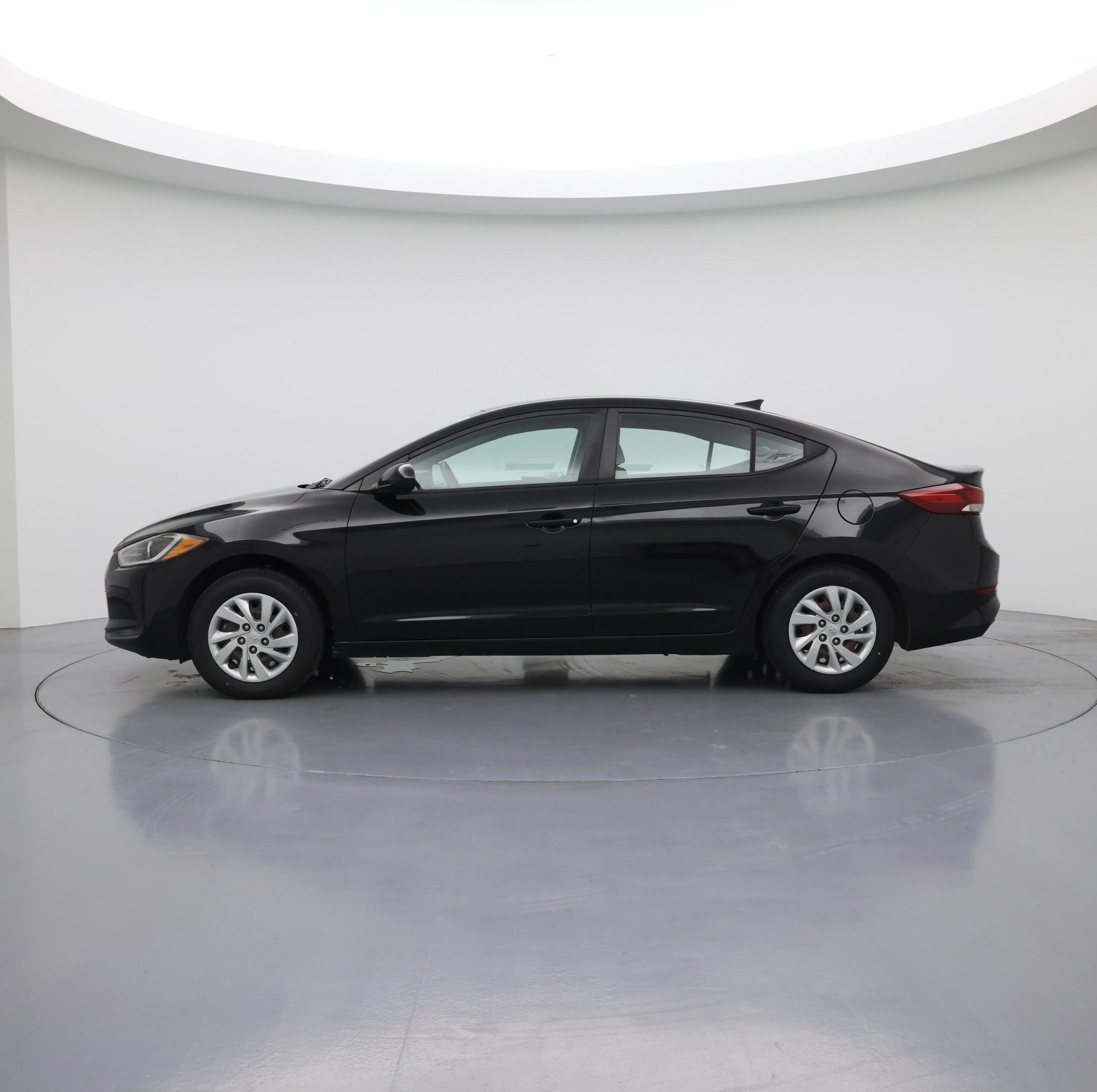Thumbnail: 2017 Hyundai Elantra - 3