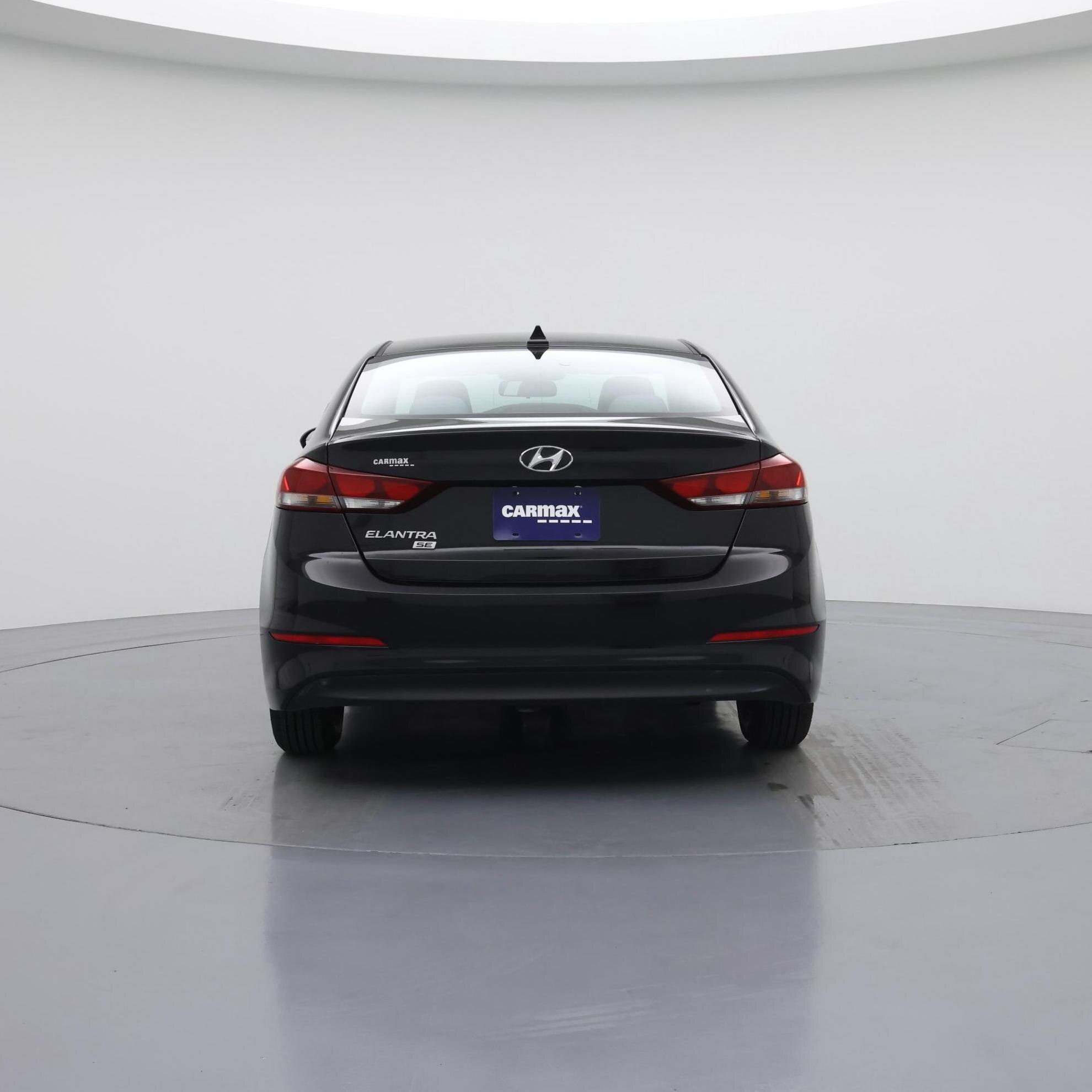 Thumbnail: 2017 Hyundai Elantra - 6