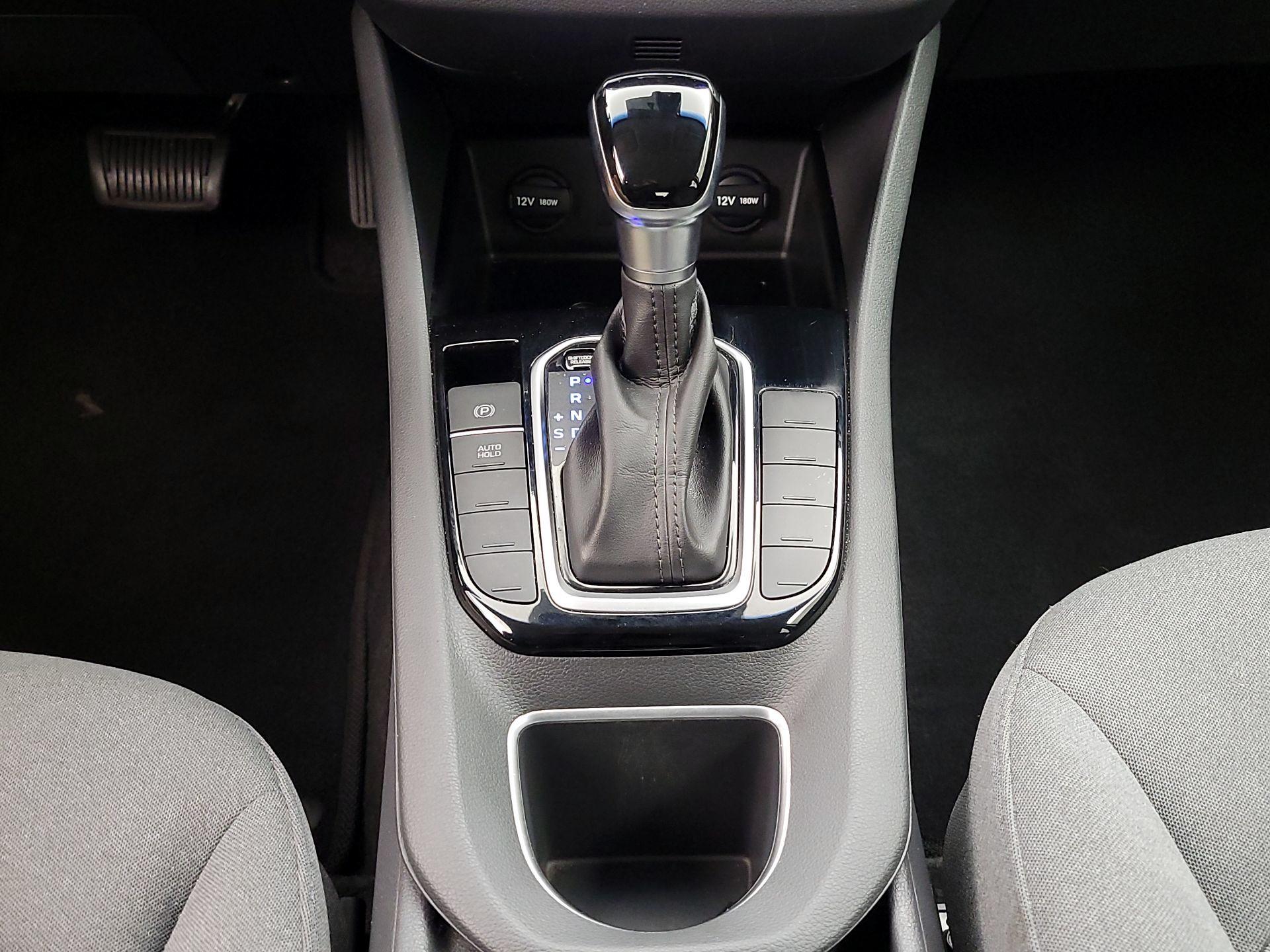 Thumbnail: 2022 Hyundai Ioniq - 17