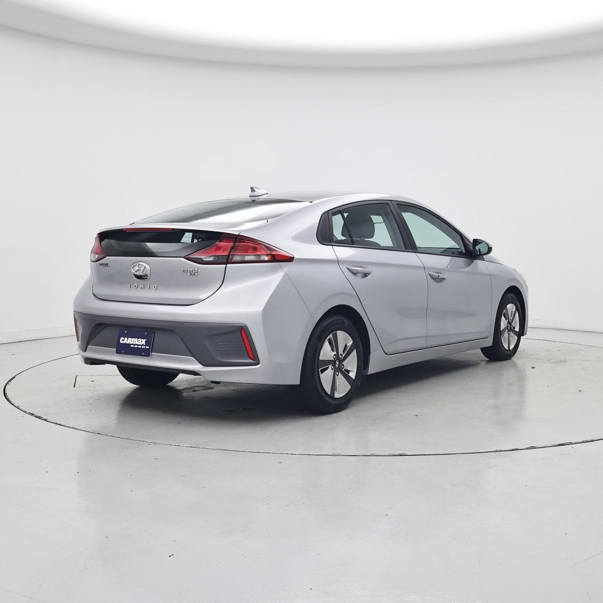 Thumbnail: 2022 Hyundai Ioniq - 8