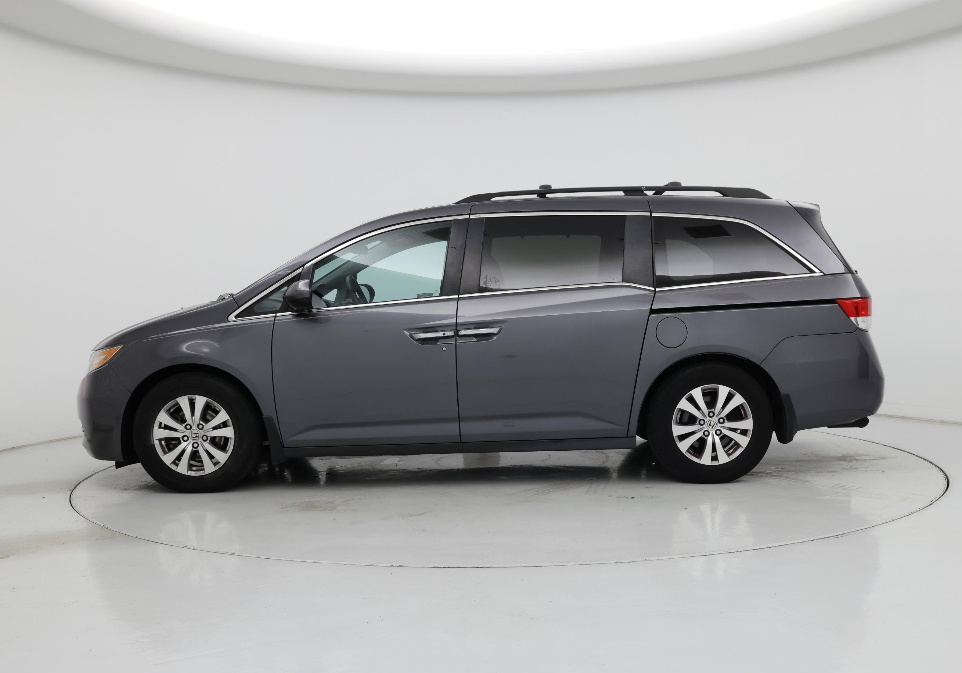 Thumbnail: 2017 Honda Odyssey - 3