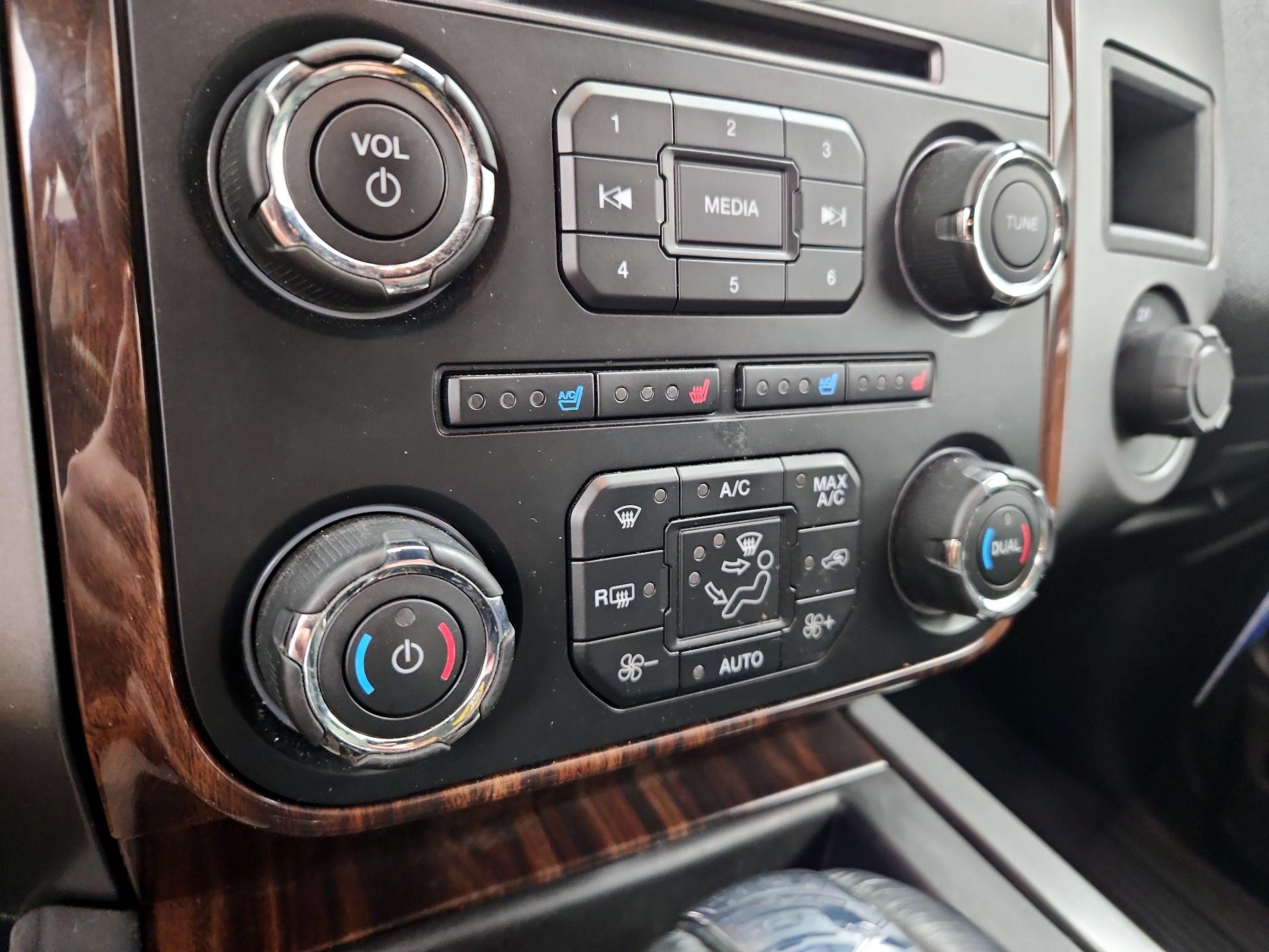 Thumbnail: 2015 Ford Expedition EL - 16