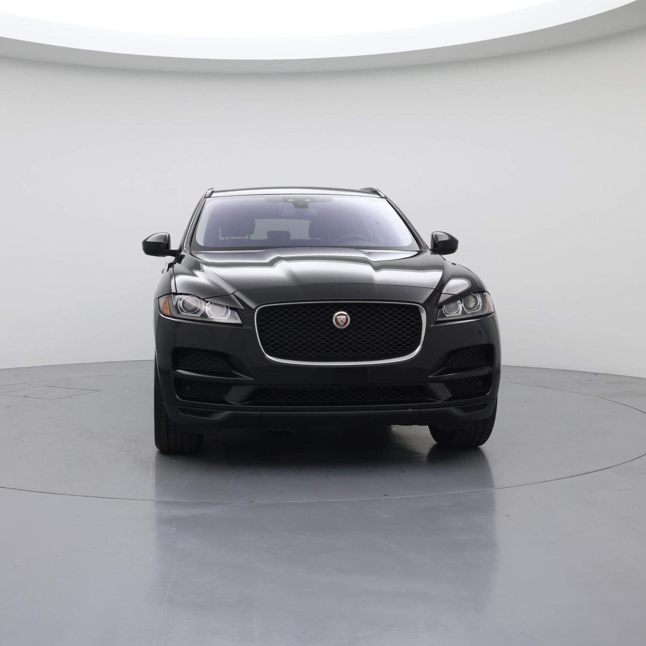 Thumbnail: 2017 Jaguar F-Pace - 5