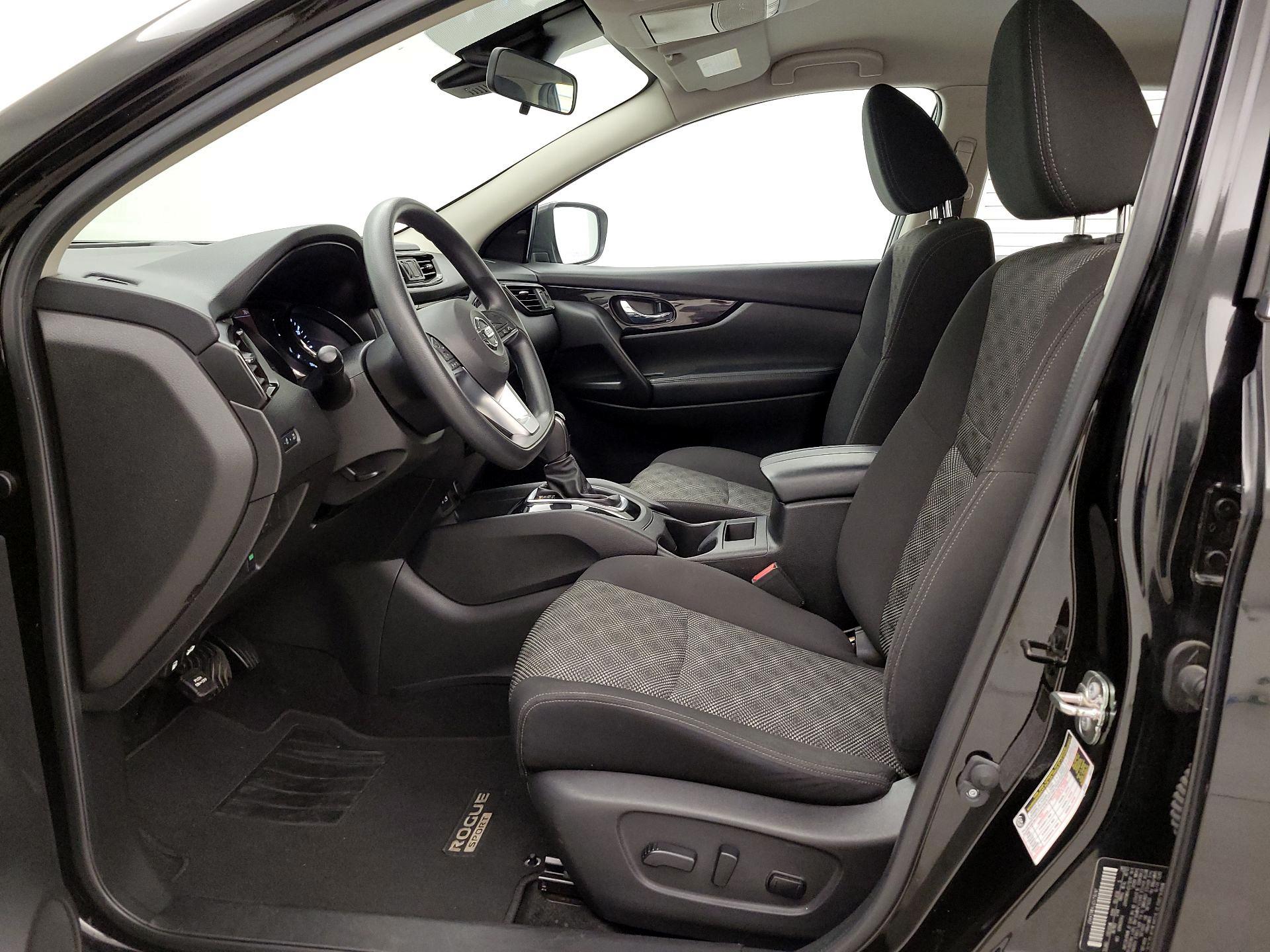 Thumbnail: 2019 Nissan Rogue Sport - 11