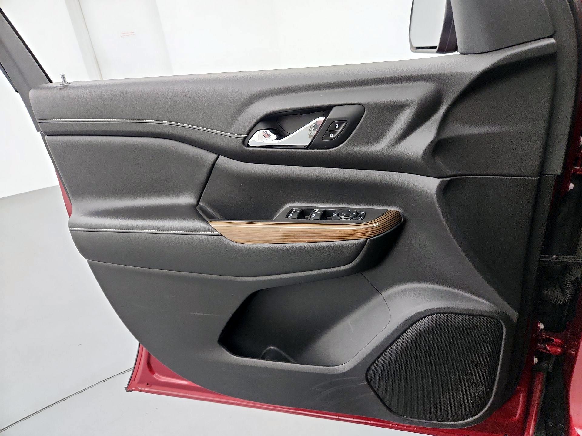 Thumbnail: 2020 GMC Acadia - 12