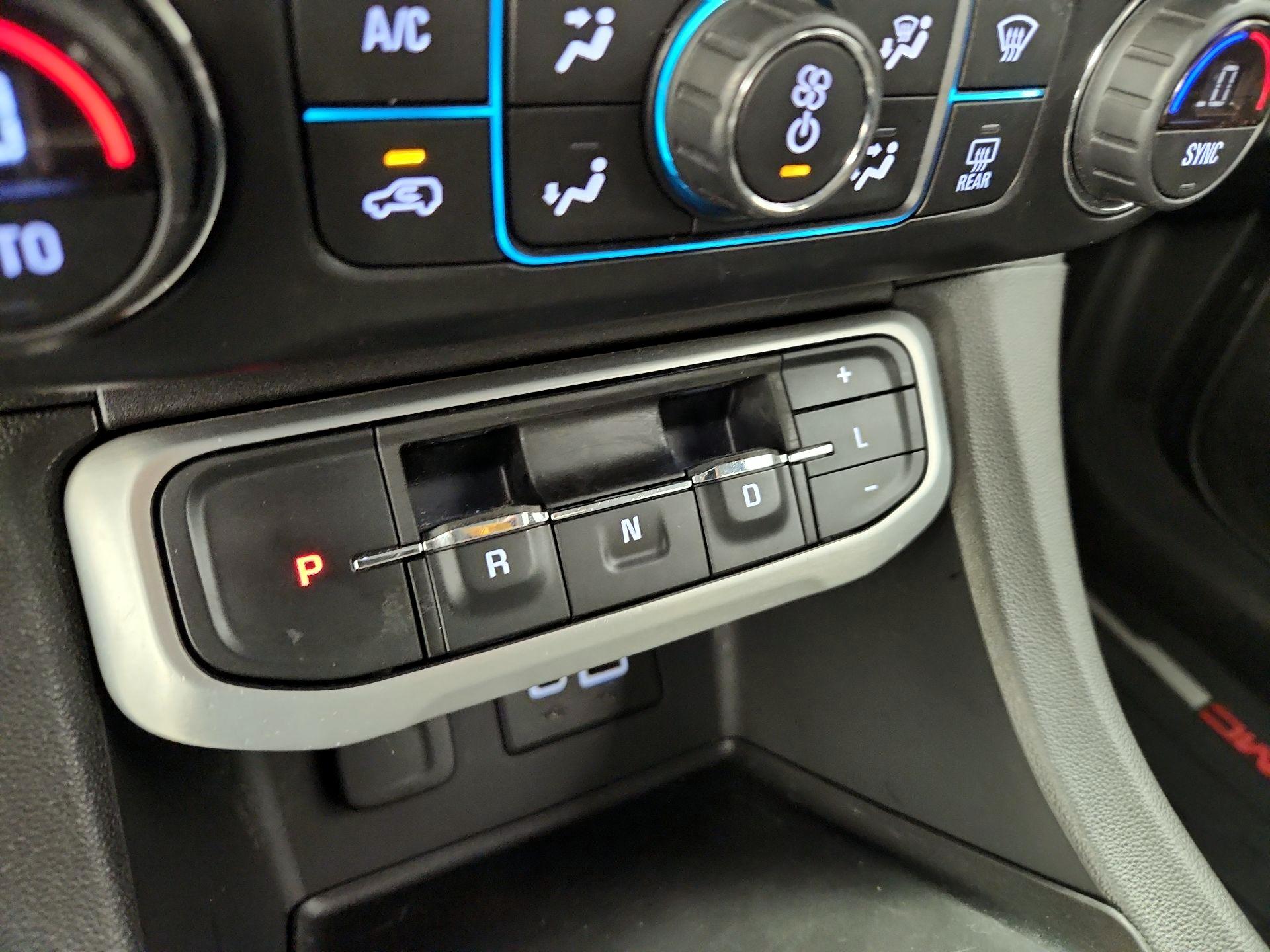 Thumbnail: 2020 GMC Acadia - 17