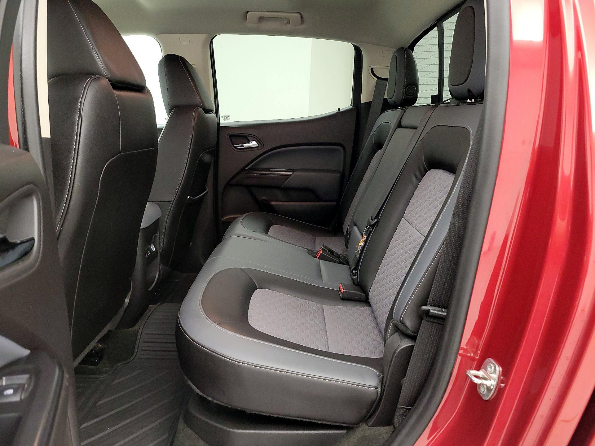 Thumbnail: 2015 Chevrolet Colorado - 20
