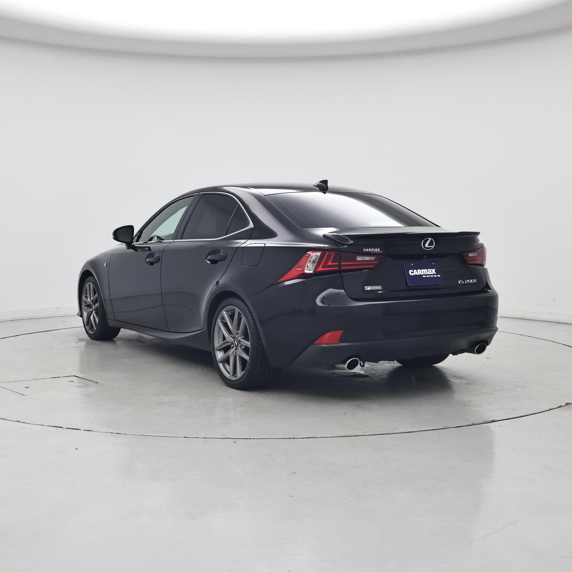 Thumbnail: 2016 Lexus IS - 2