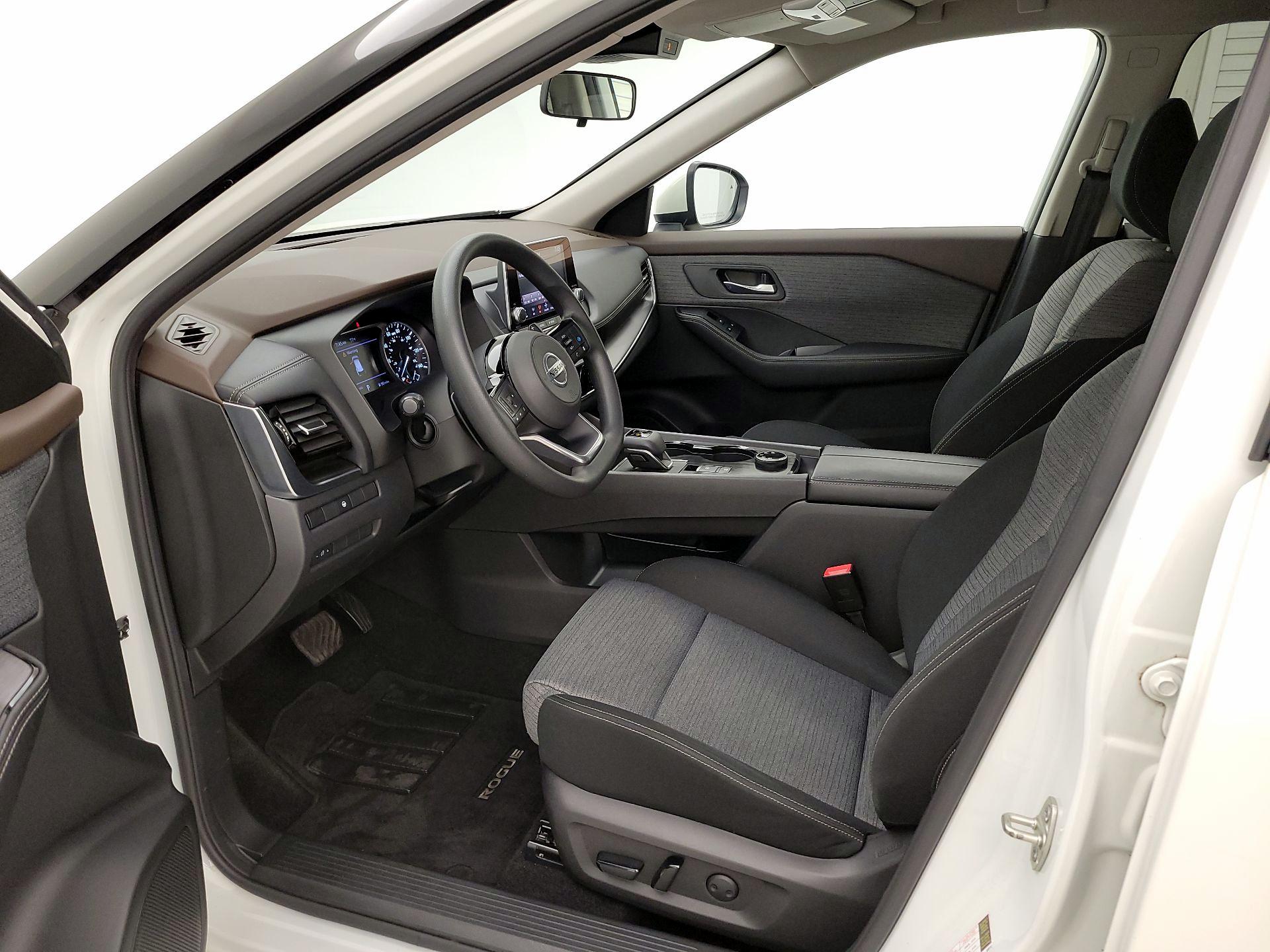 Thumbnail: 2021 Nissan Rogue - 11