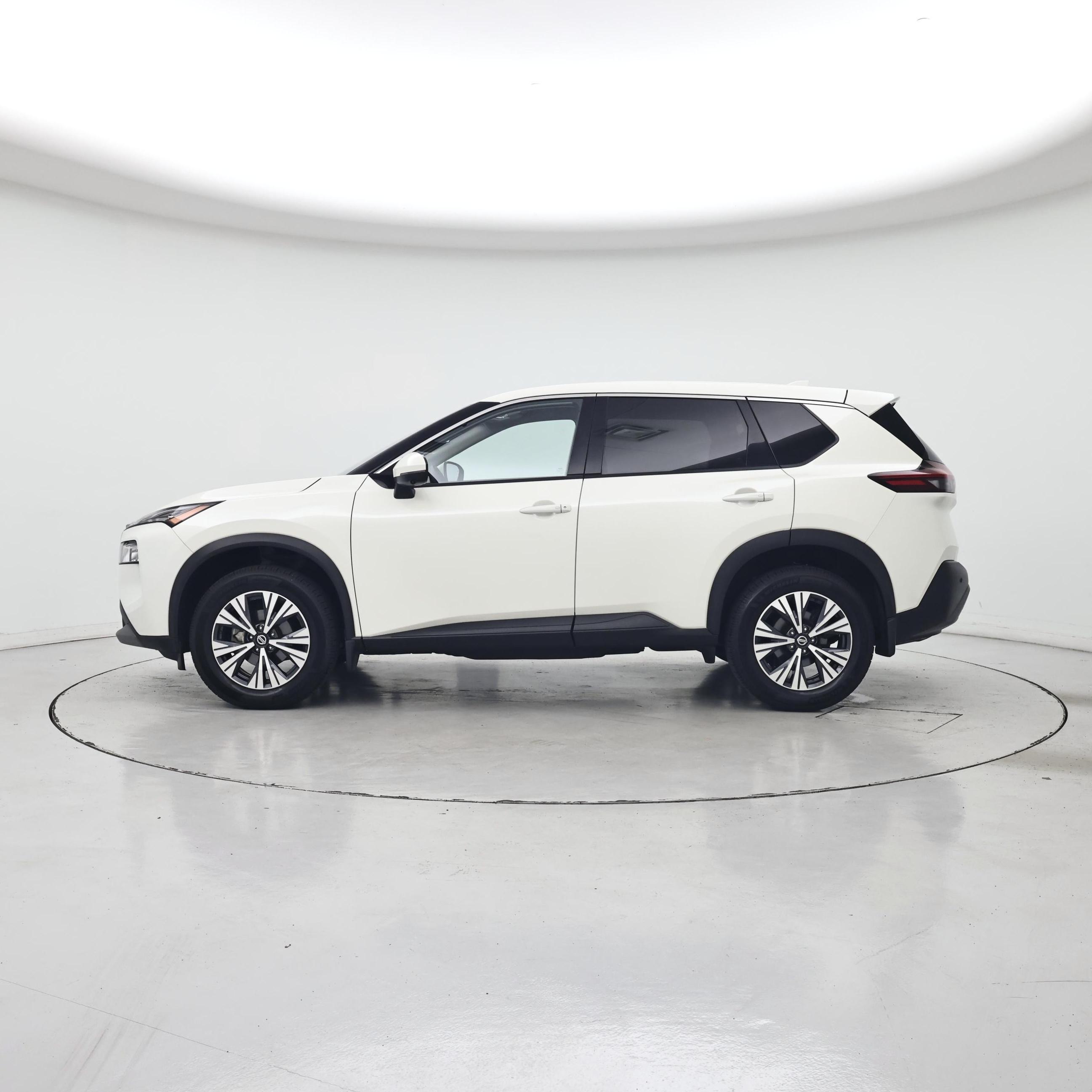 Thumbnail: 2021 Nissan Rogue - 3