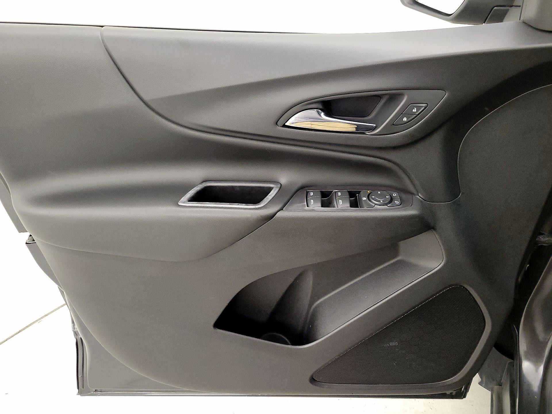 Thumbnail: 2019 Chevrolet Equinox - 12