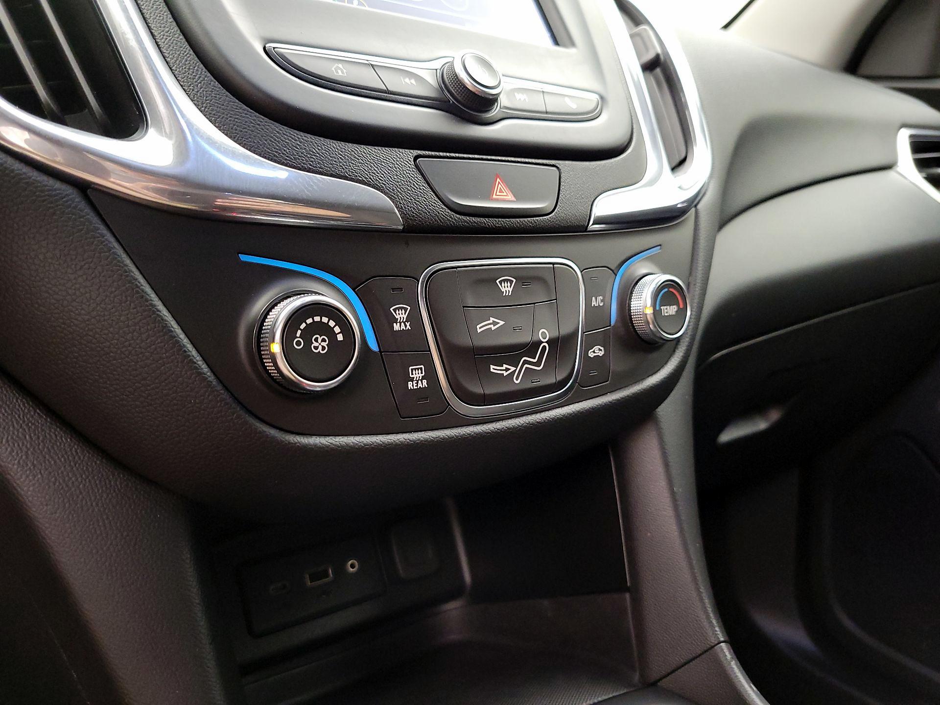 Thumbnail: 2019 Chevrolet Equinox - 16