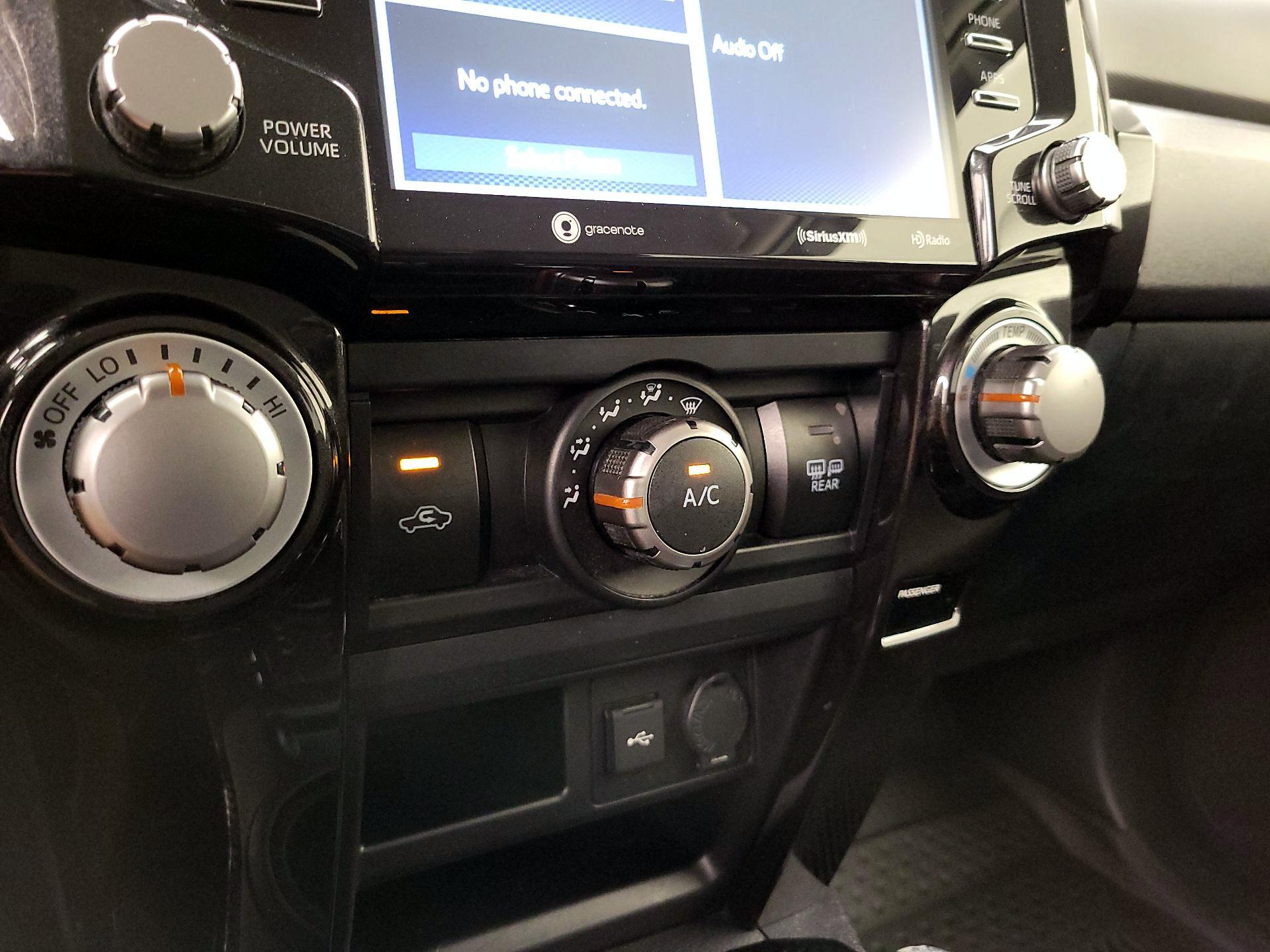 Thumbnail: 2021 Toyota 4Runner - 16